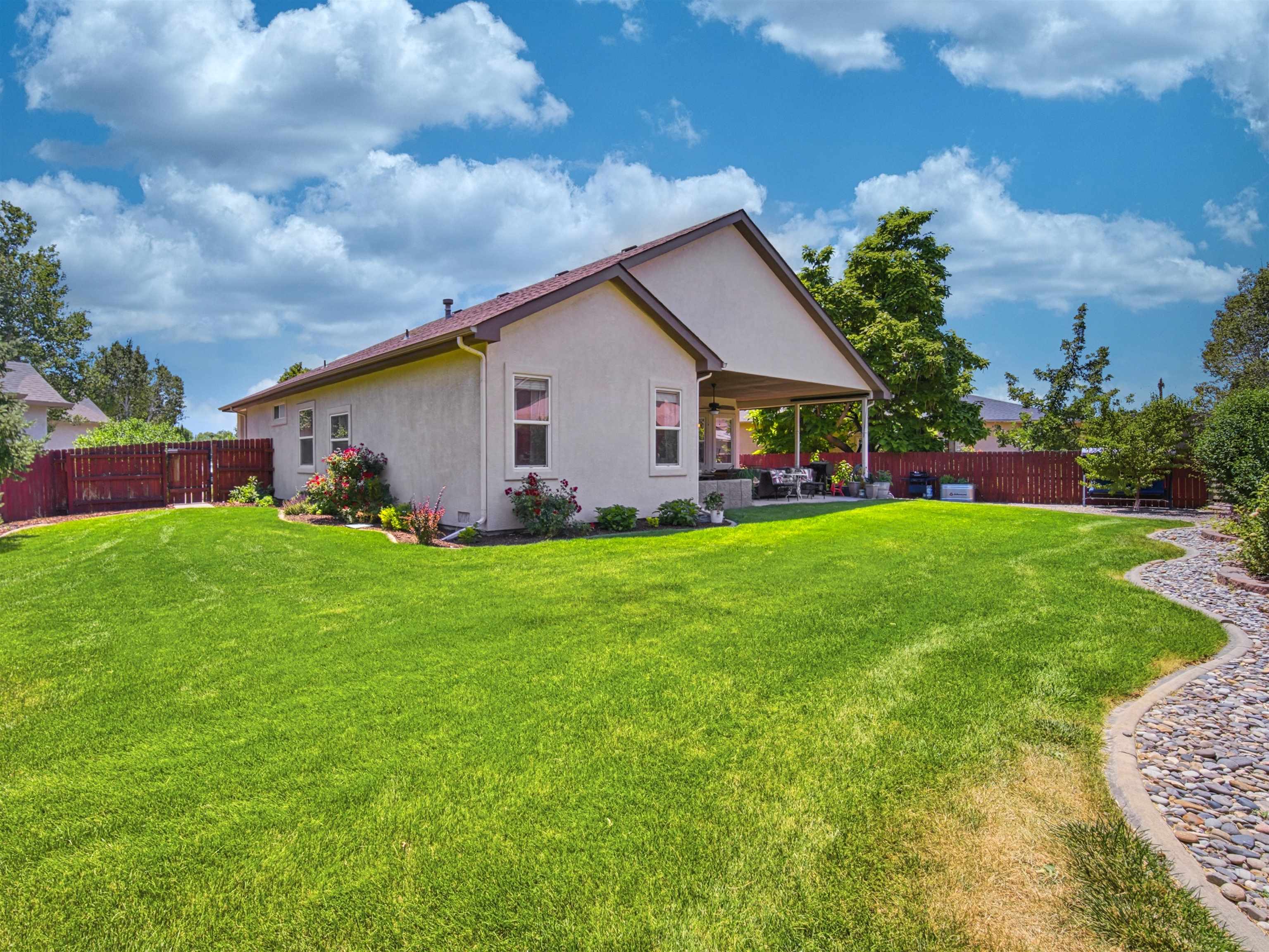 896 Trappers Court Property Photo 29