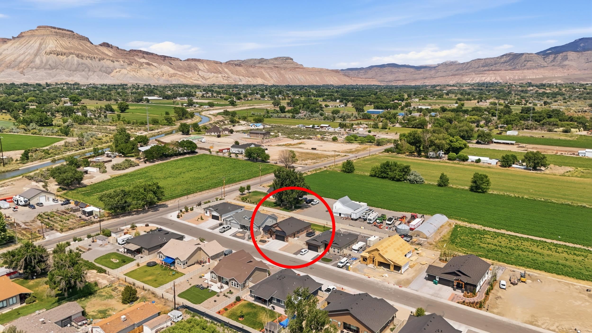 526 Desert Peach Street Property Photo 28