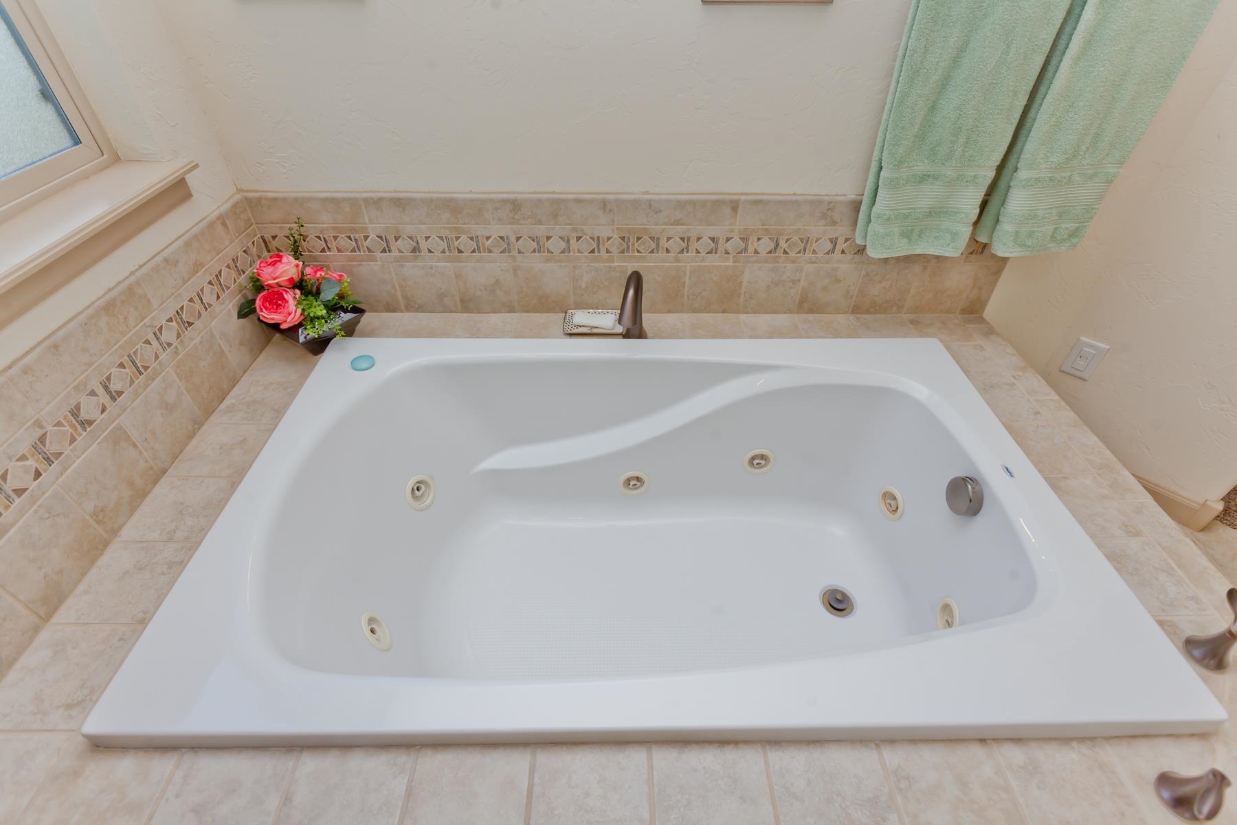 607 Saffron Way Property Photo 19