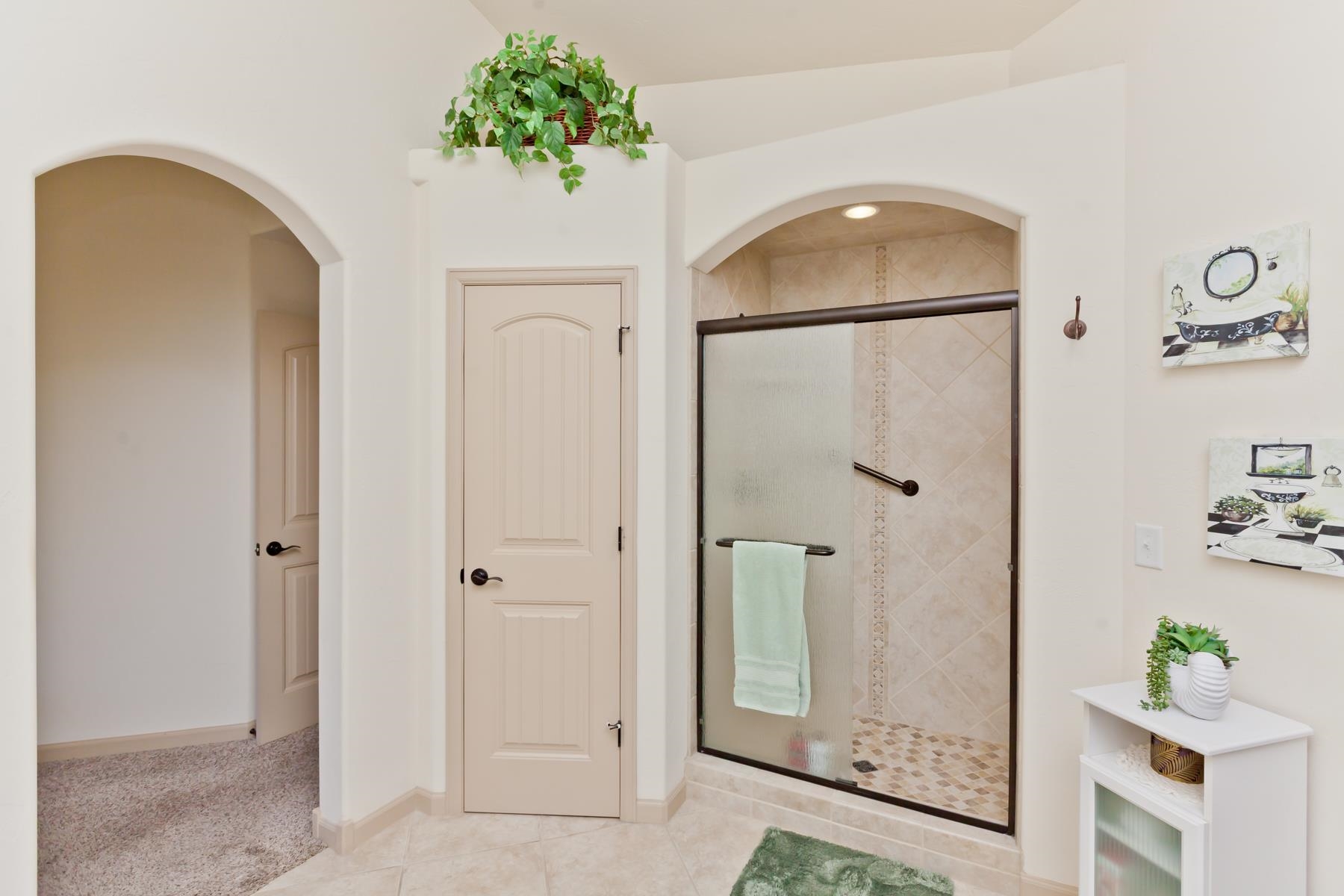 607 Saffron Way Property Photo 20