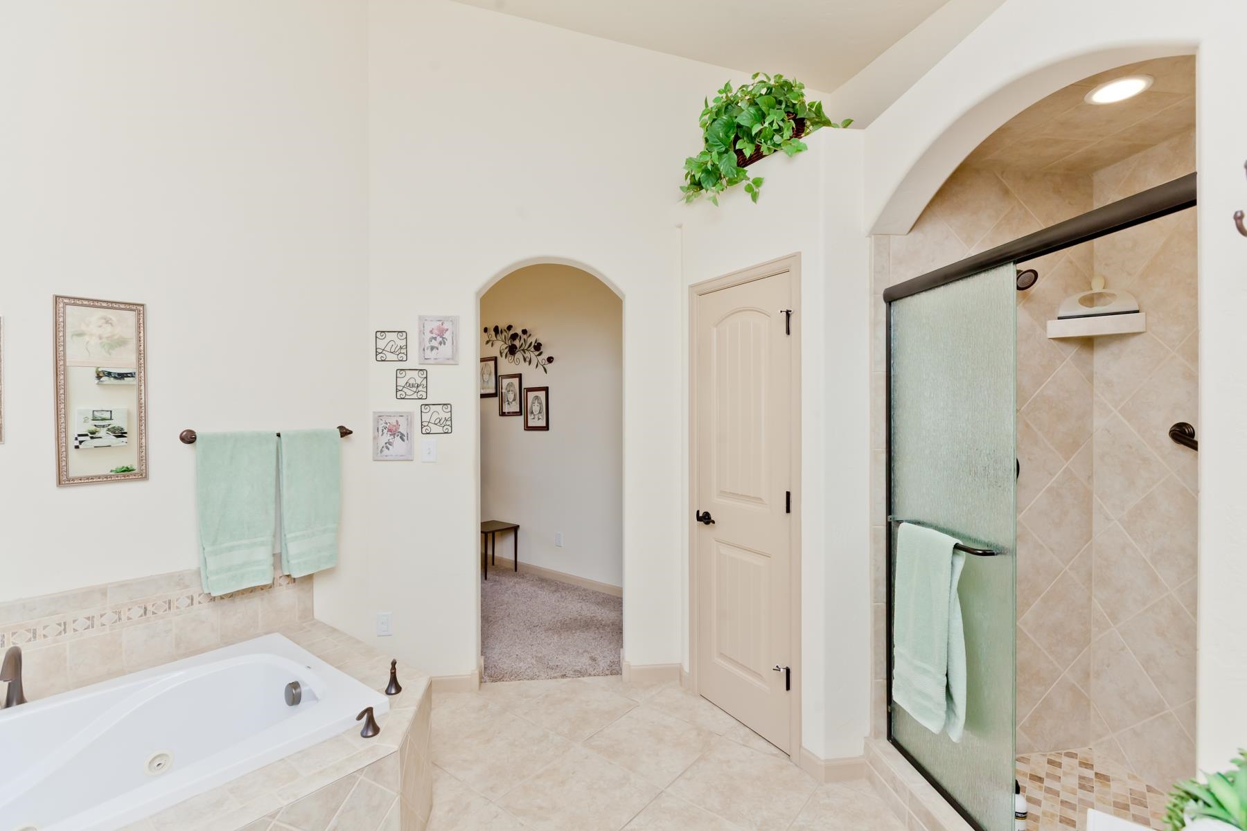 607 Saffron Way Property Photo 22
