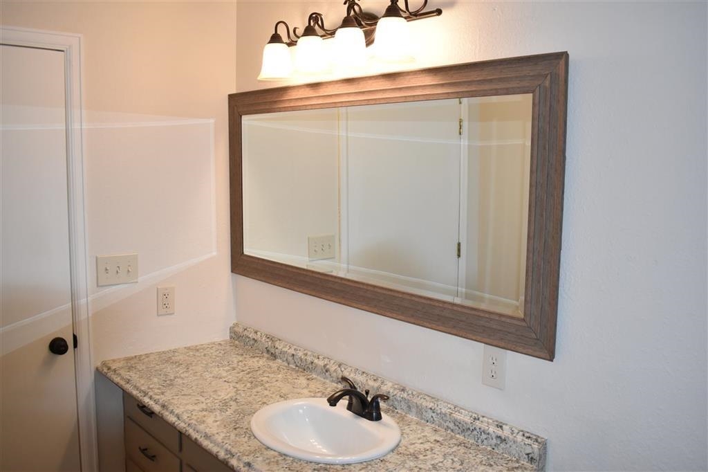 360 5th Street Property Photo 9