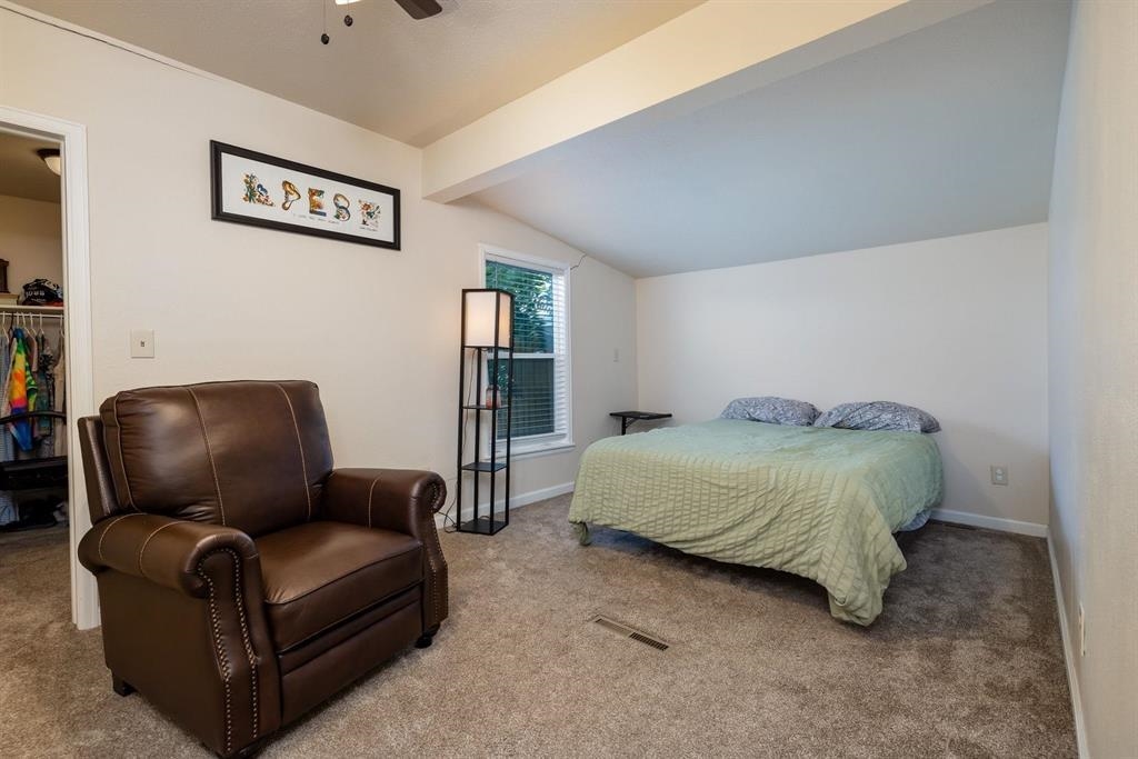 360 5th Street Property Photo 19