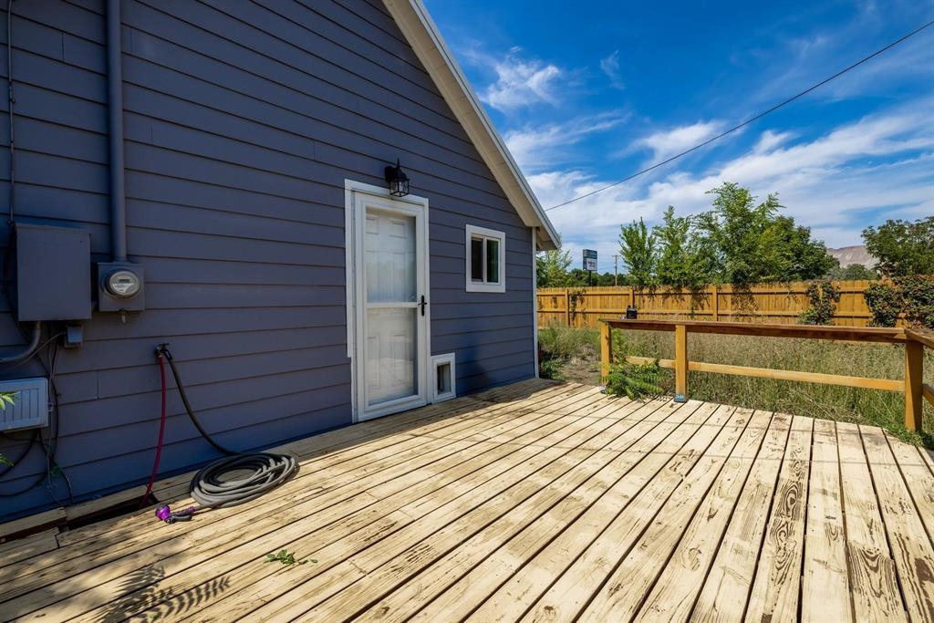 360 5th Street Property Photo 26