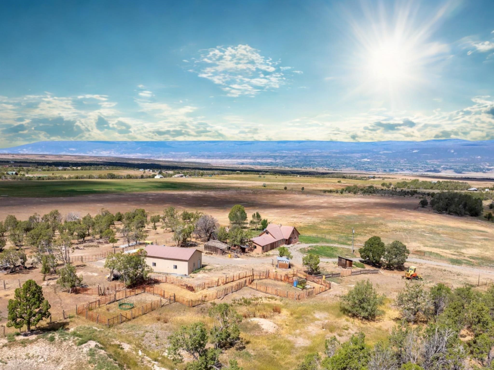 34706 Fruitland Mesa Road Property Photo 2