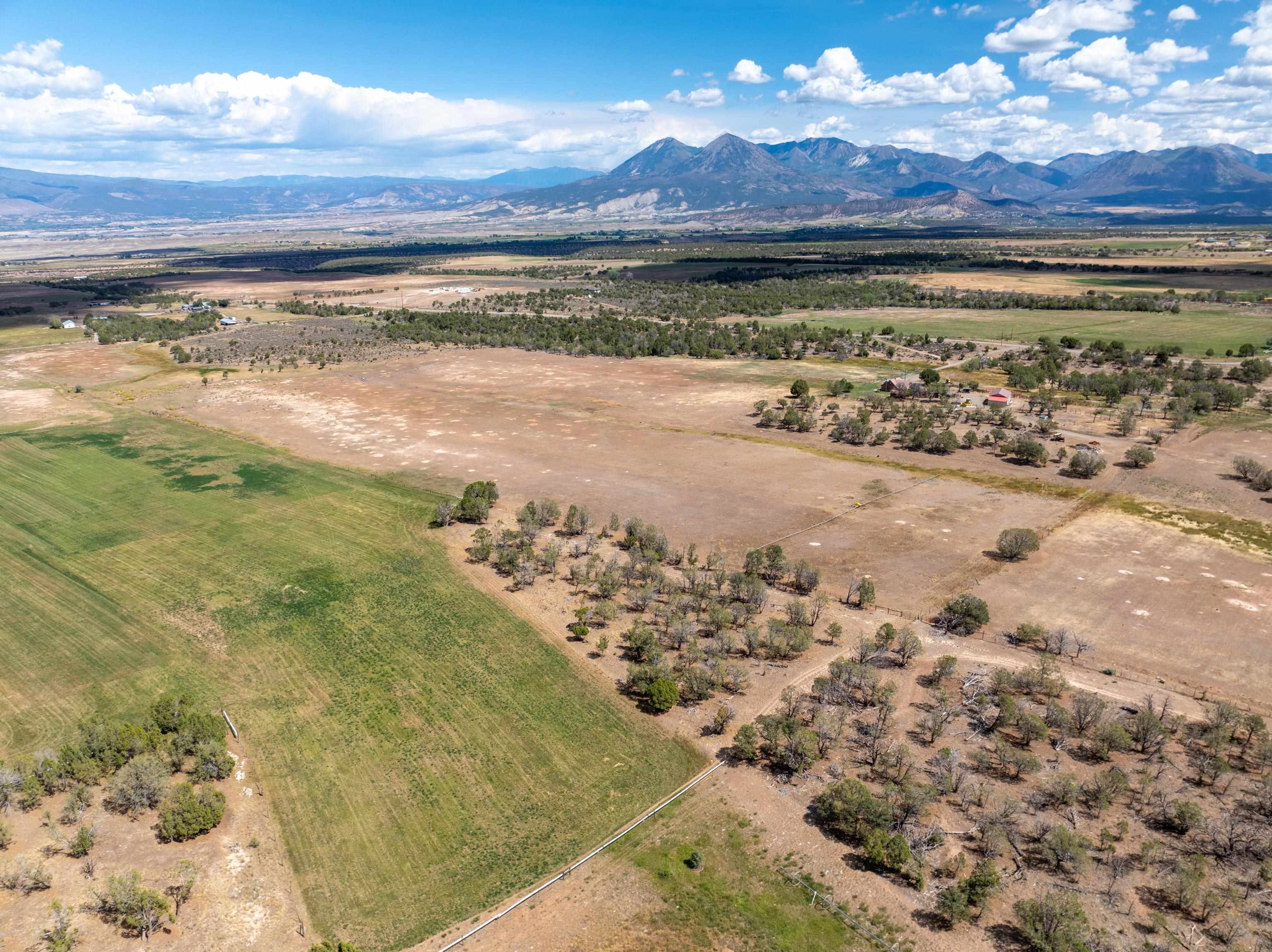 34706 Fruitland Mesa Road Property Photo 3