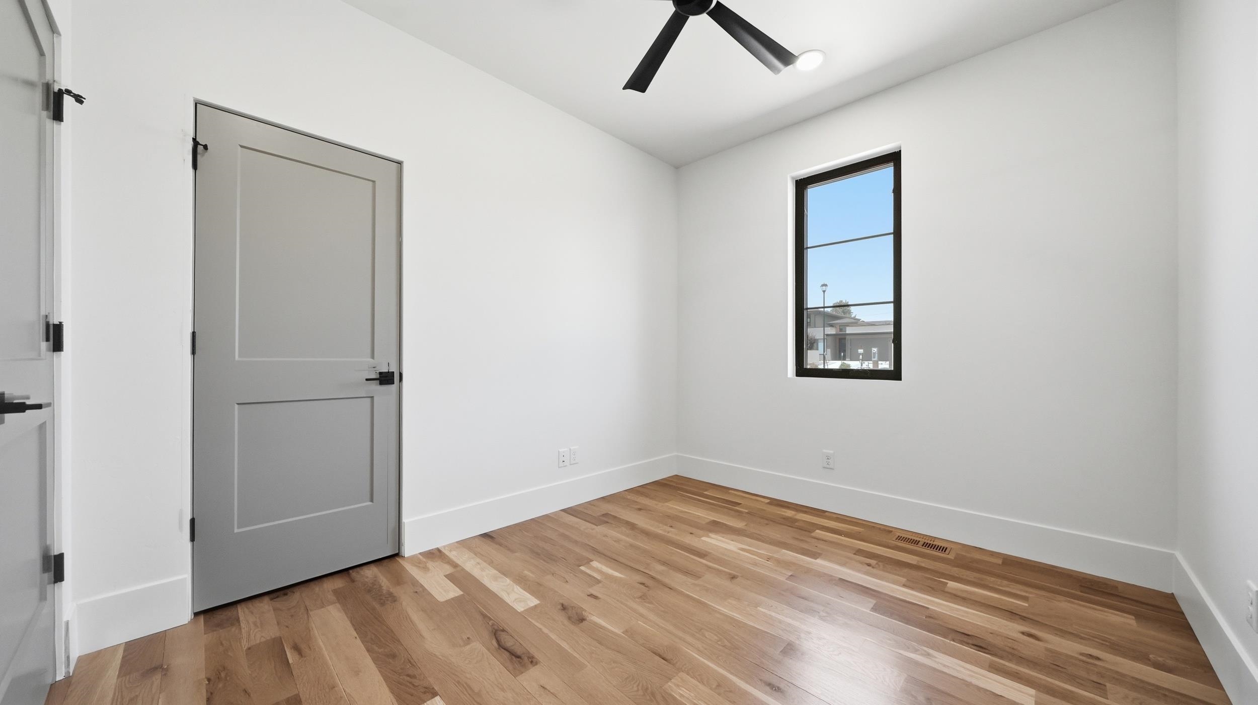 690 Base Court Property Photo 19