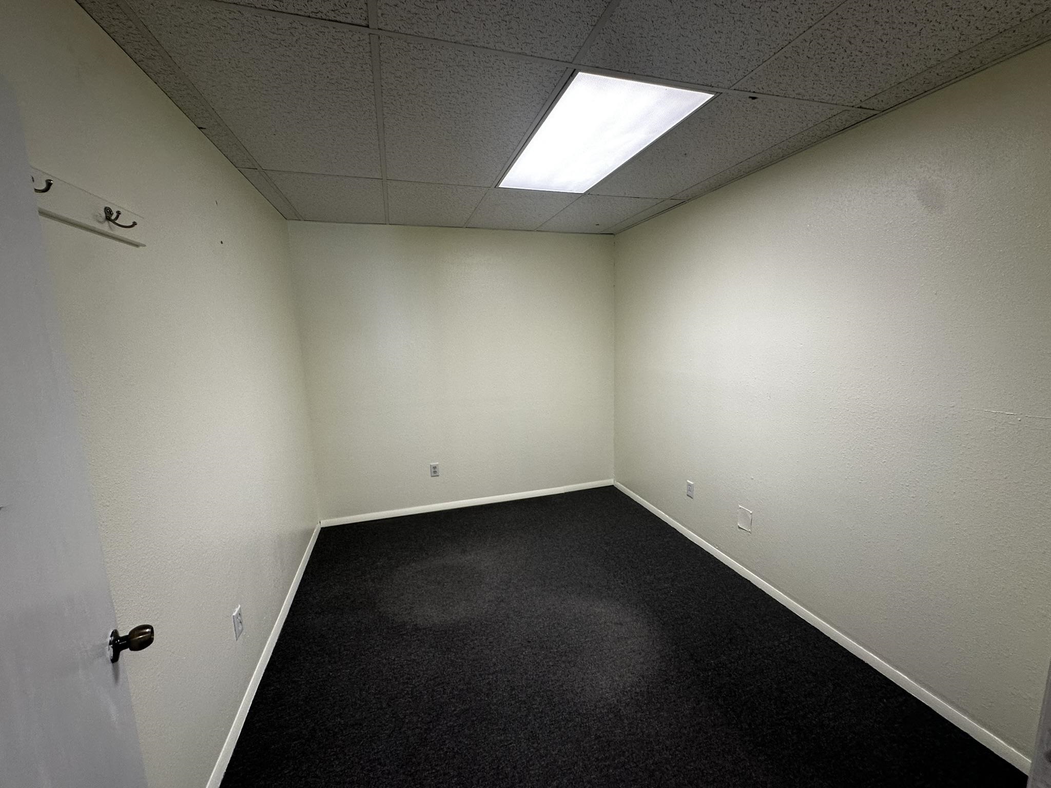 2940 I-70 Business Loop Property Photo 8