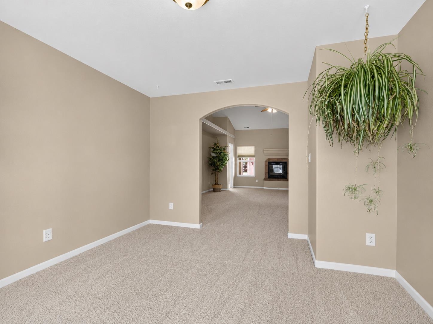 2860 Rock Creek Drive Property Photo 7