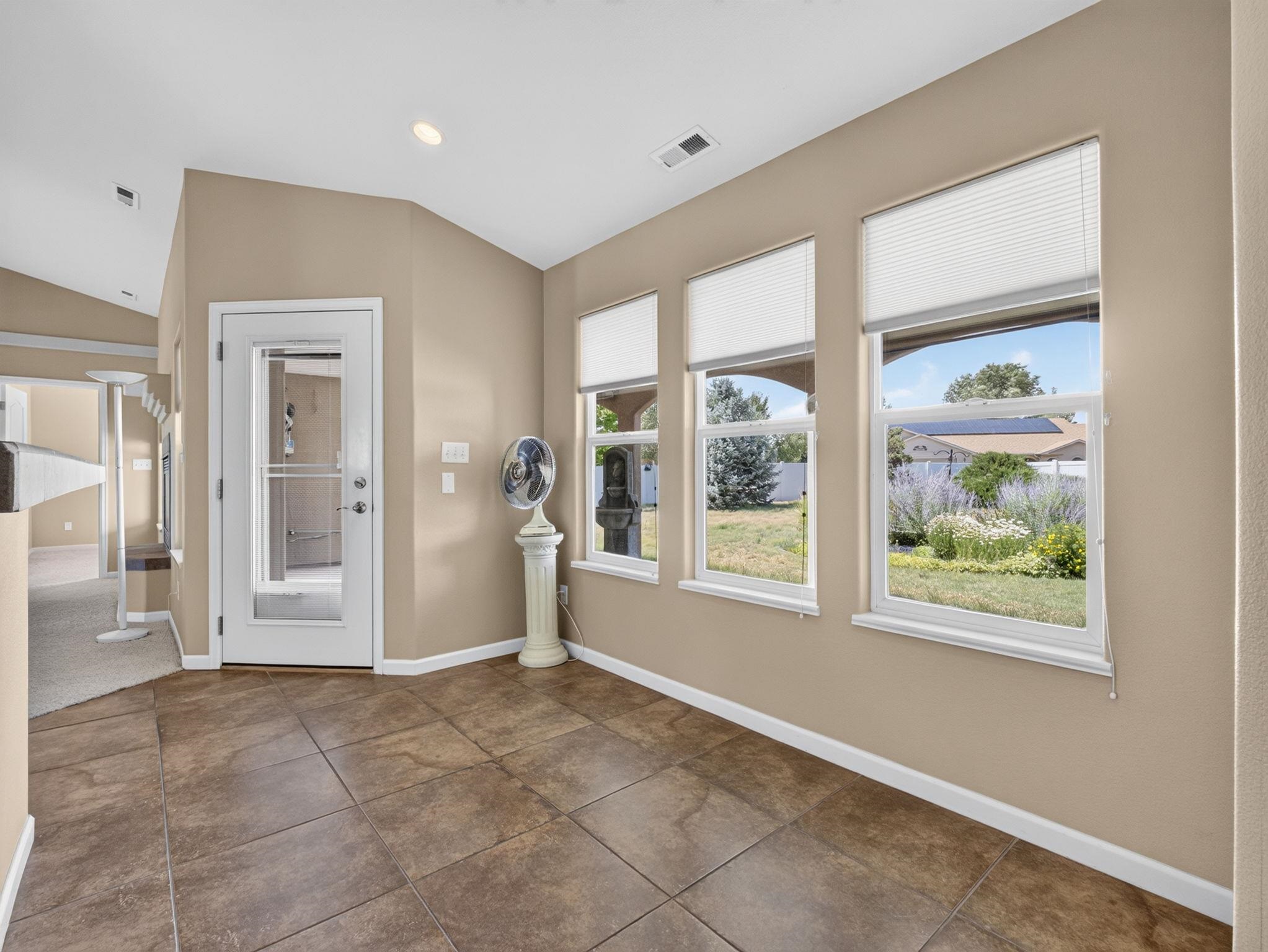2860 Rock Creek Drive Property Photo 13