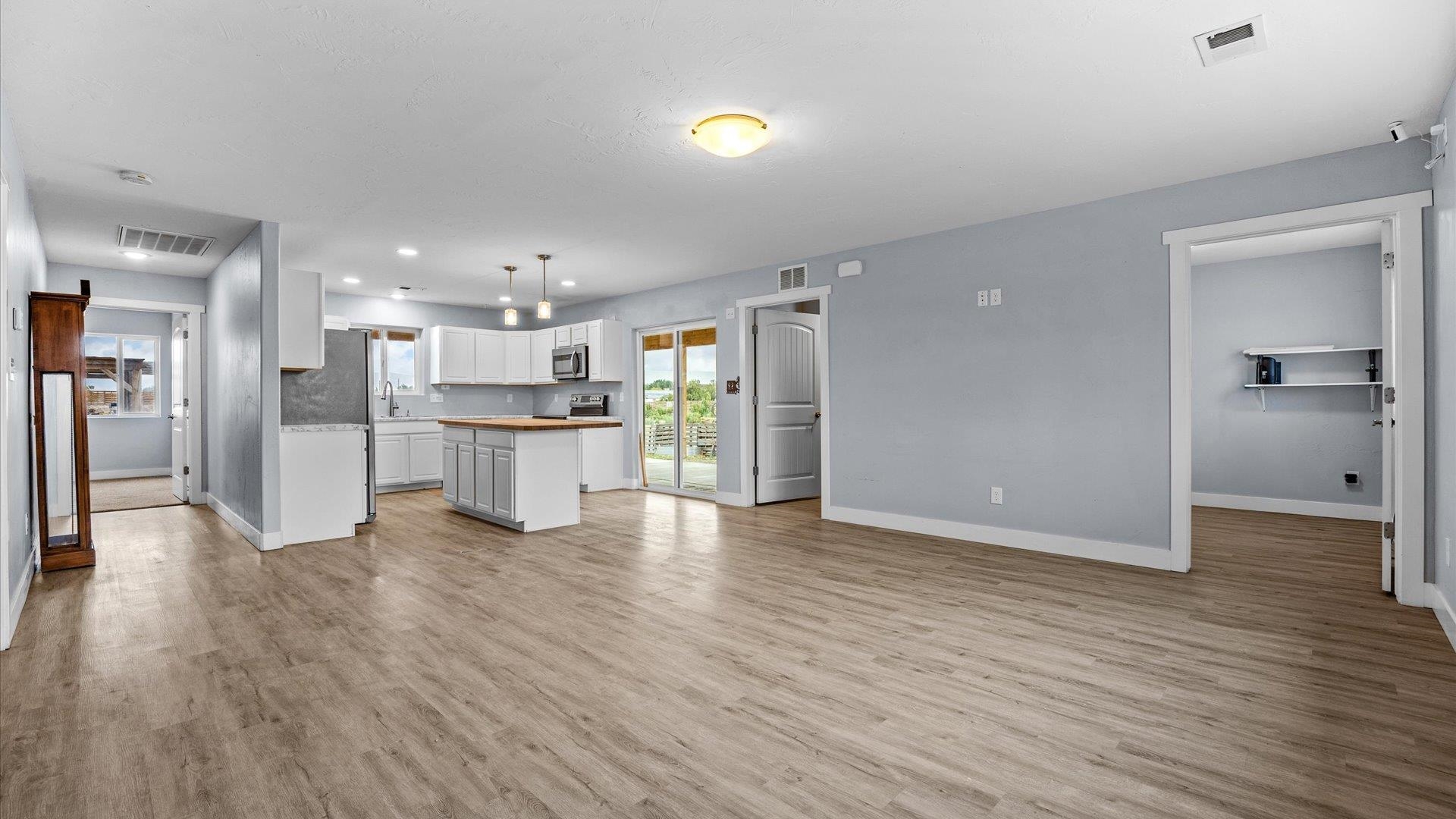 2970 C 3/4 Road Property Photo 5