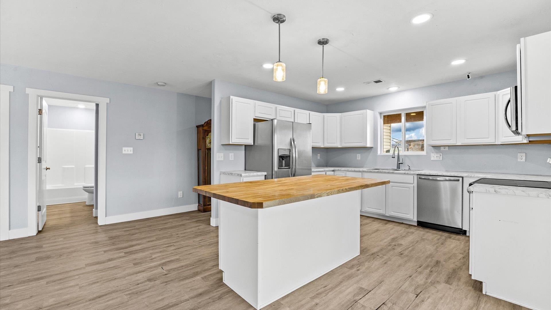 2970 C 3/4 Road Property Photo 7