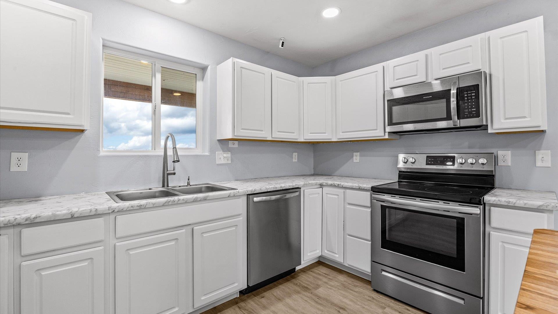 2970 C 3/4 Road Property Photo 8