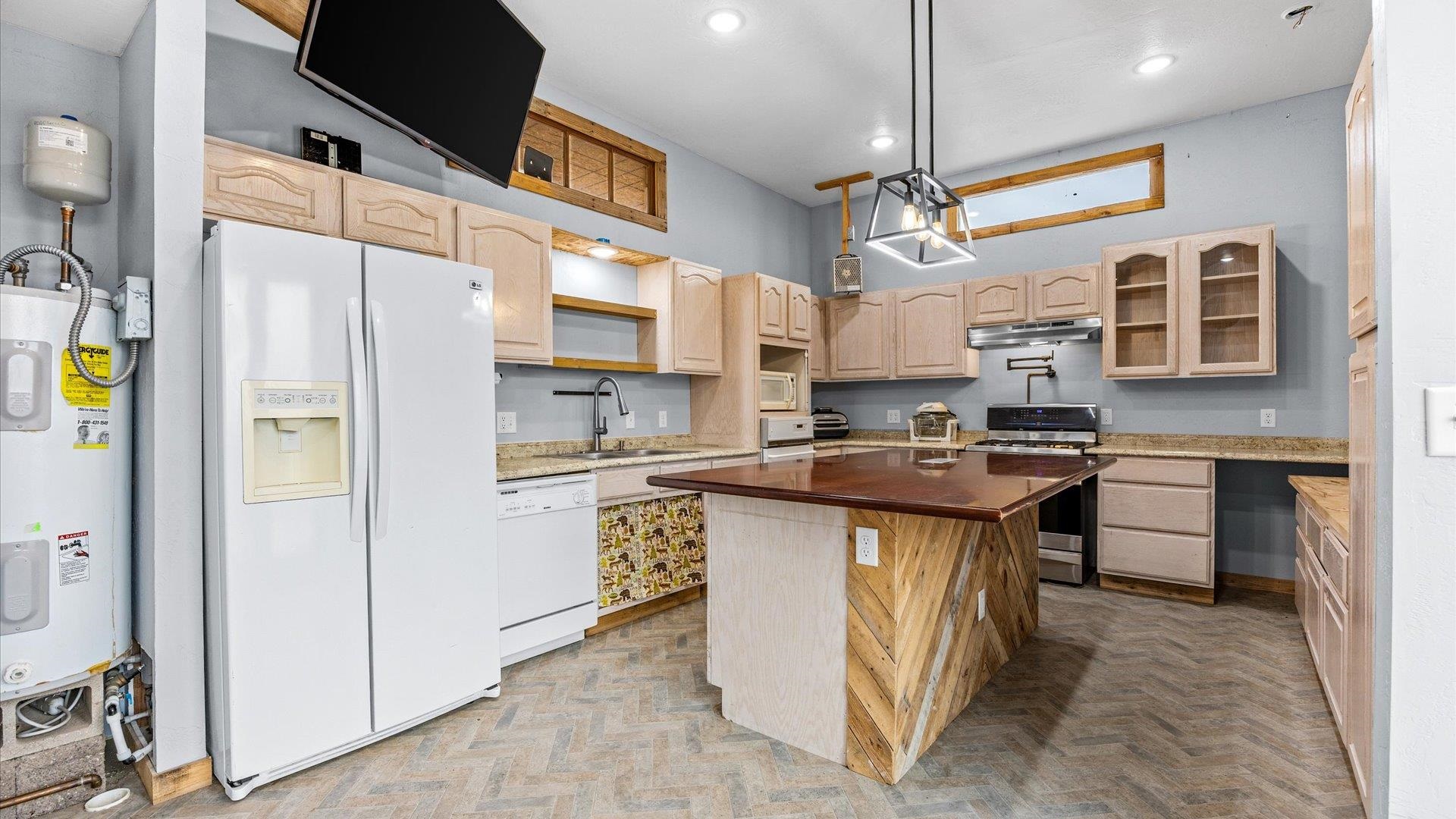 2970 C 3/4 Road Property Photo 22