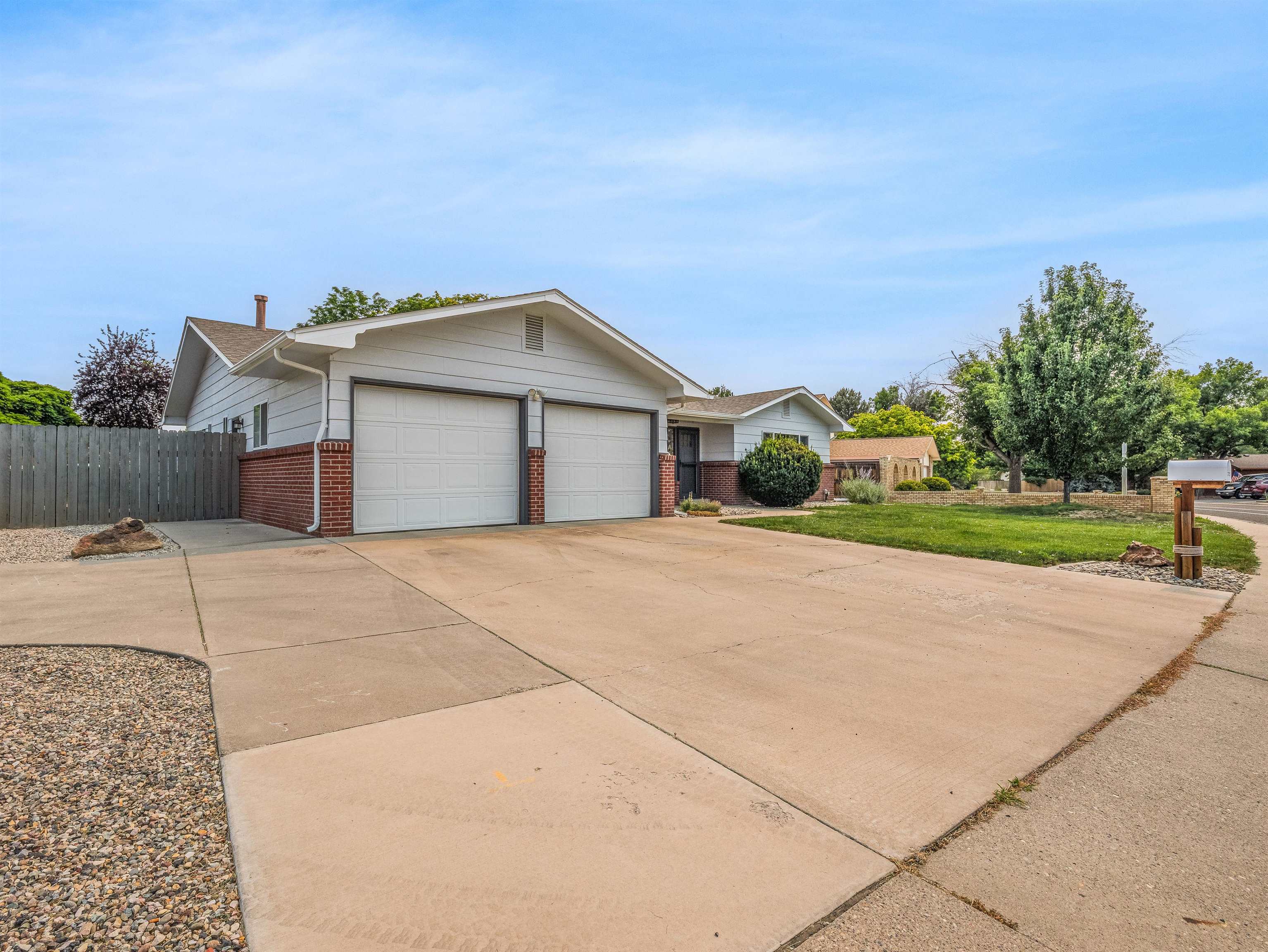 1753 Ridge Drive Property Photo 3