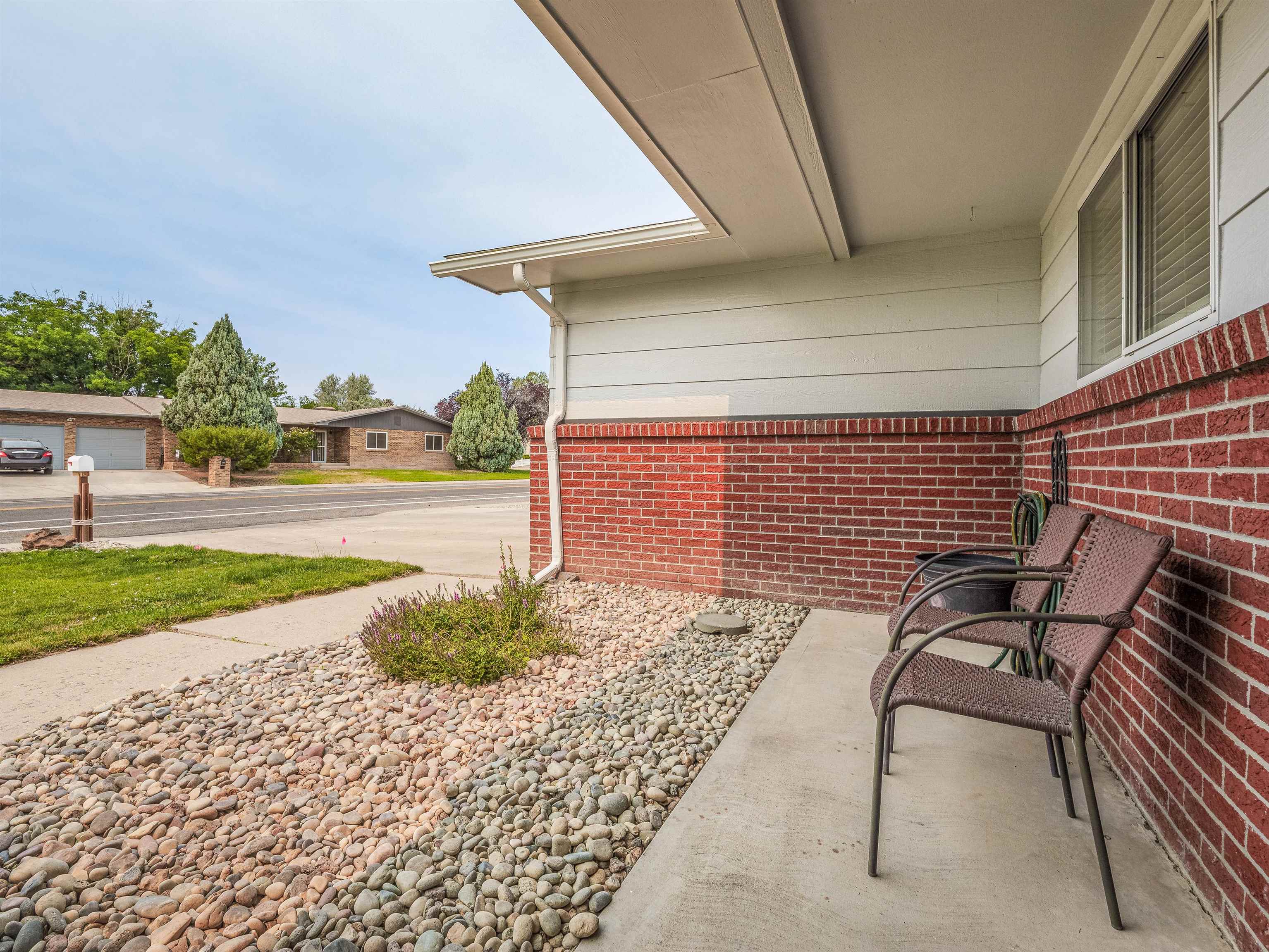 1753 Ridge Drive Property Photo 4