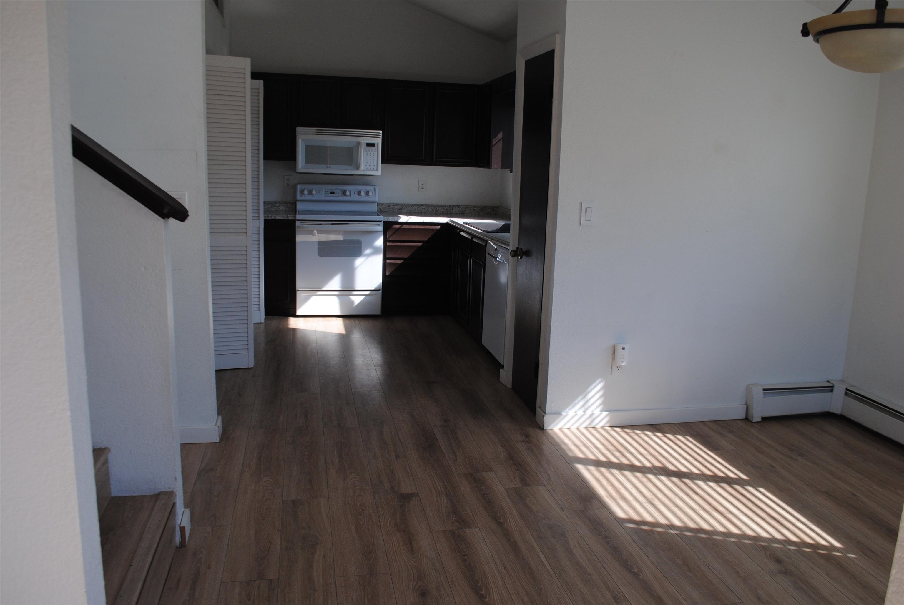 378 1/2 Hidden Valley Circle Property Photo 4
