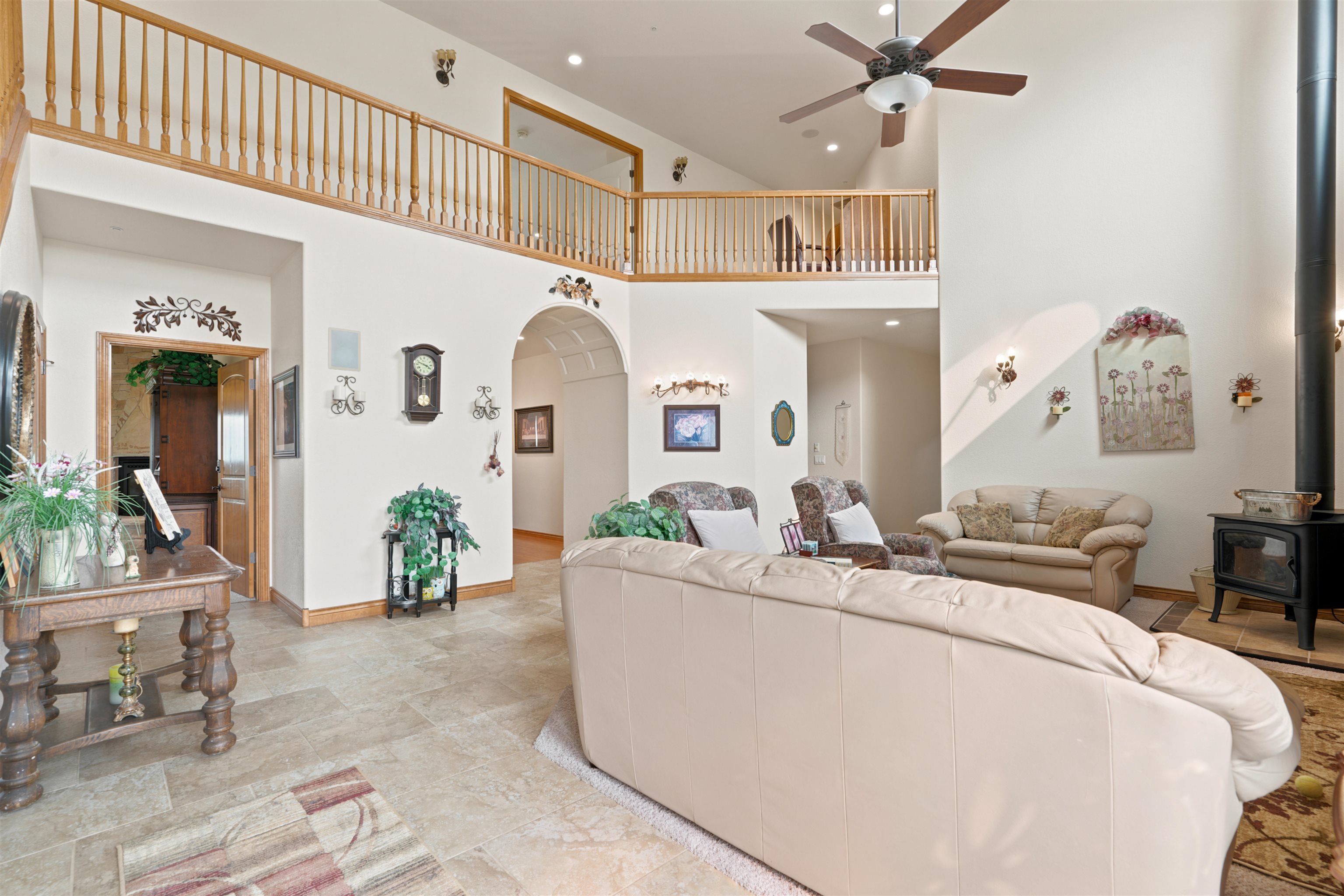885 23 Road Property Photo 2