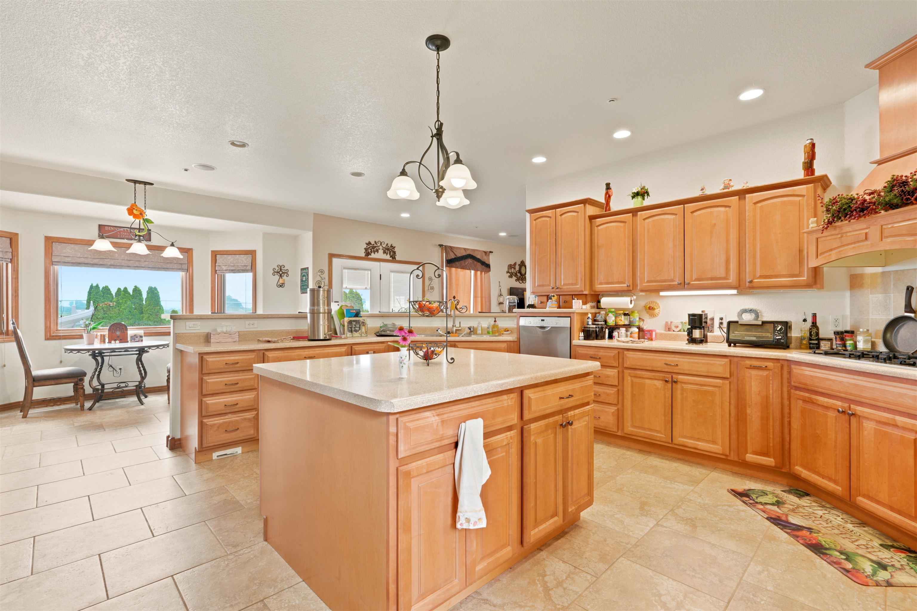 885 23 Road Property Photo 5
