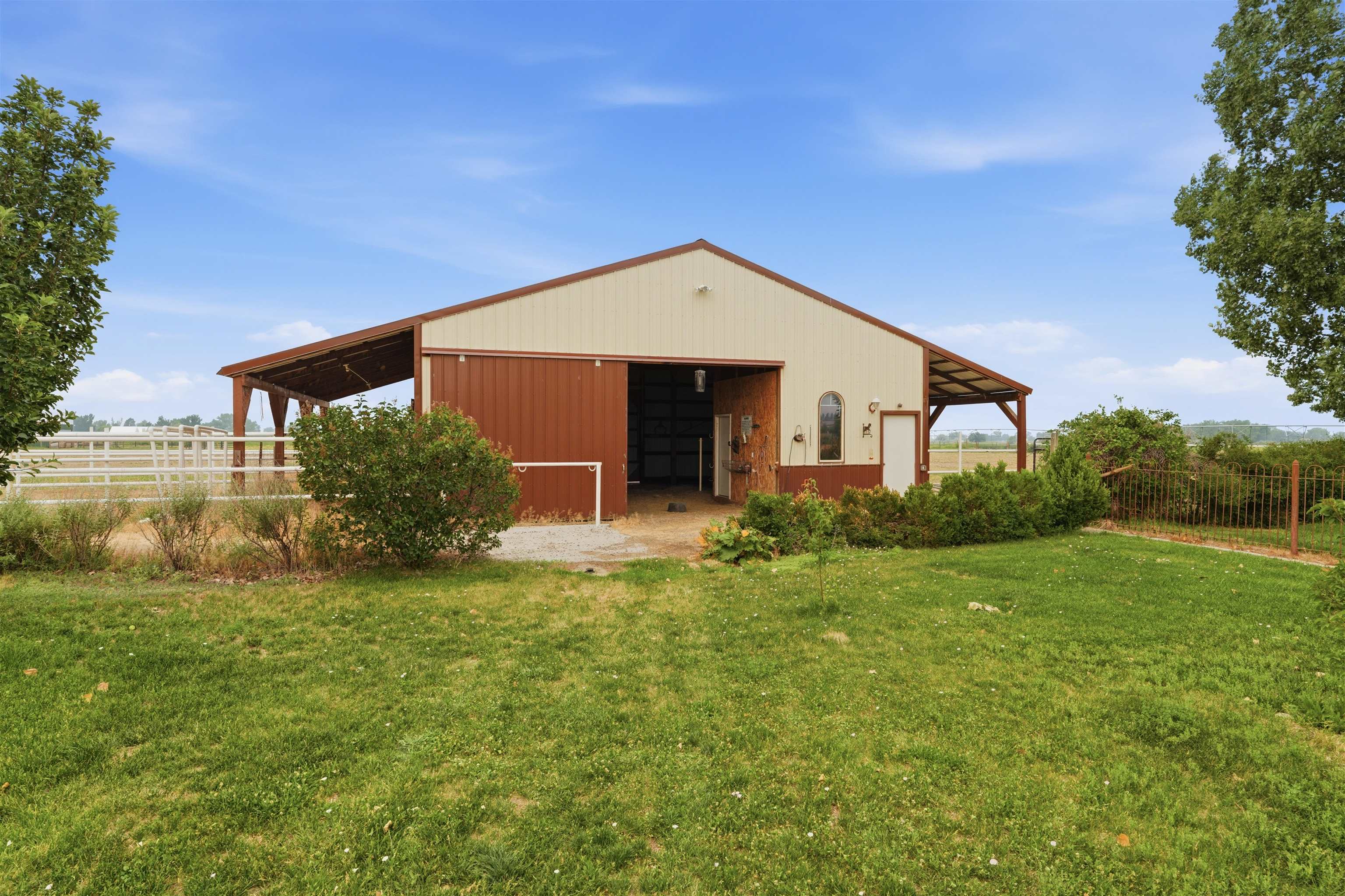 885 23 Road Property Photo 30