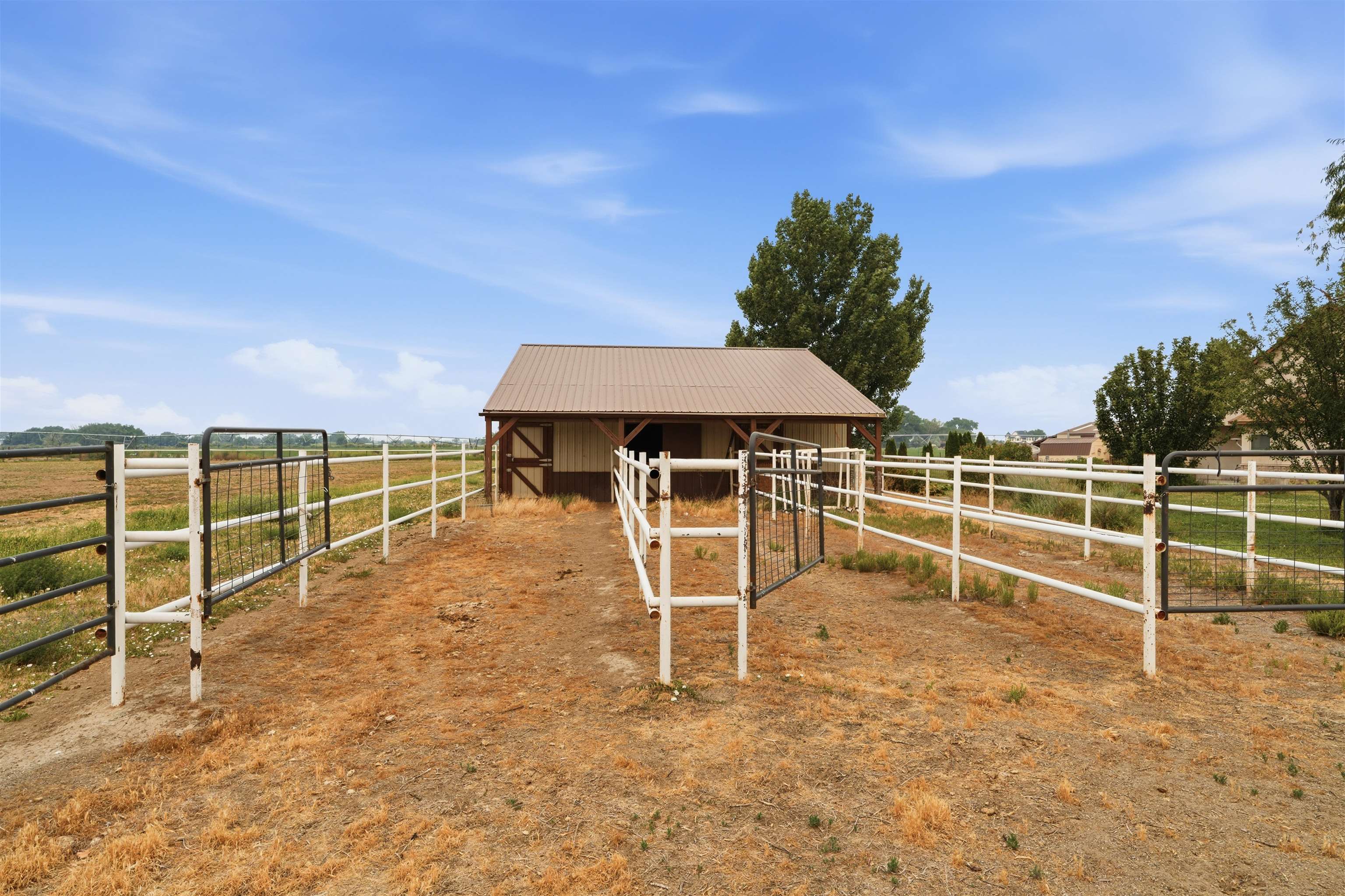 885 23 Road Property Photo 31