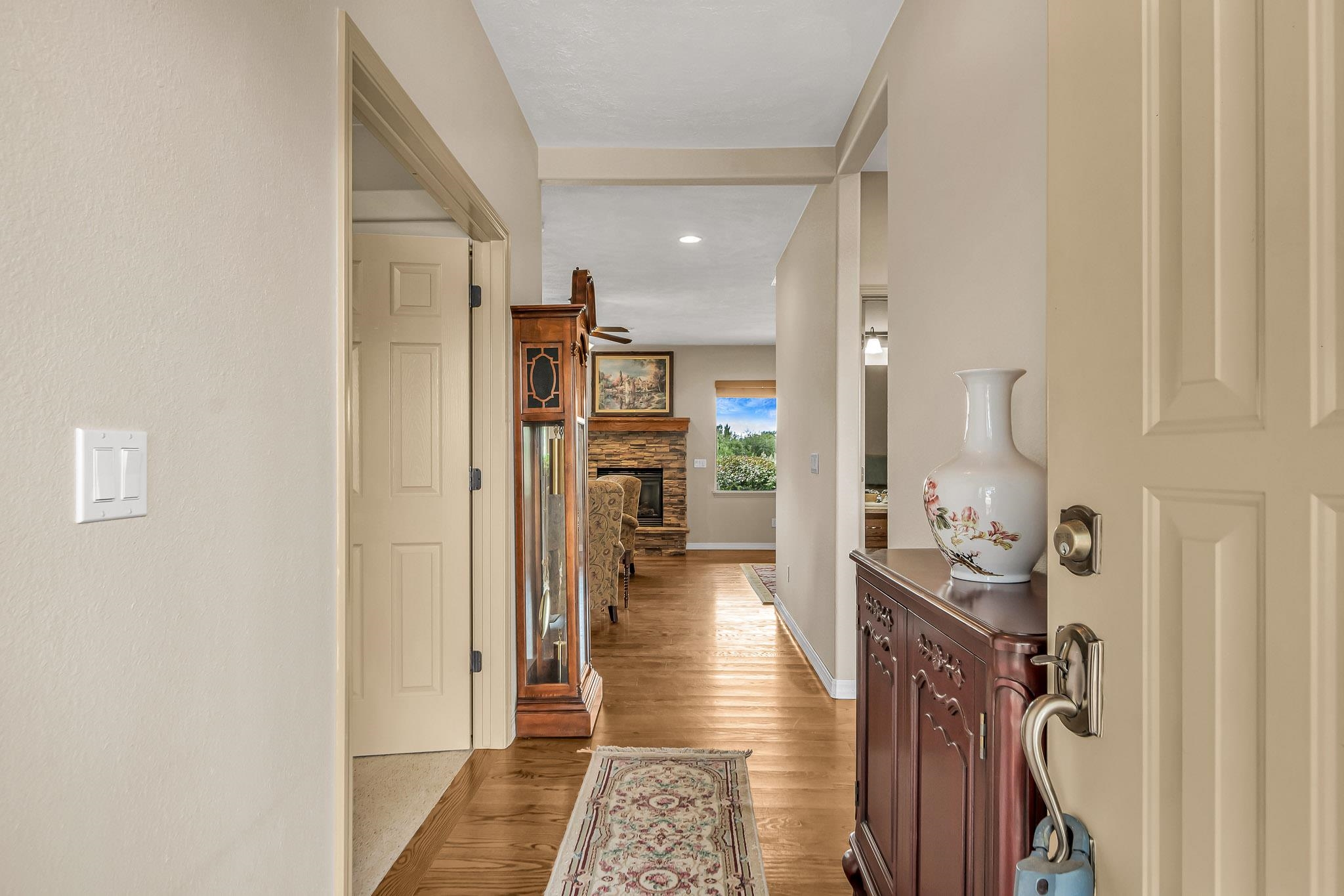 2565 G 1/2 Road Property Photo 7