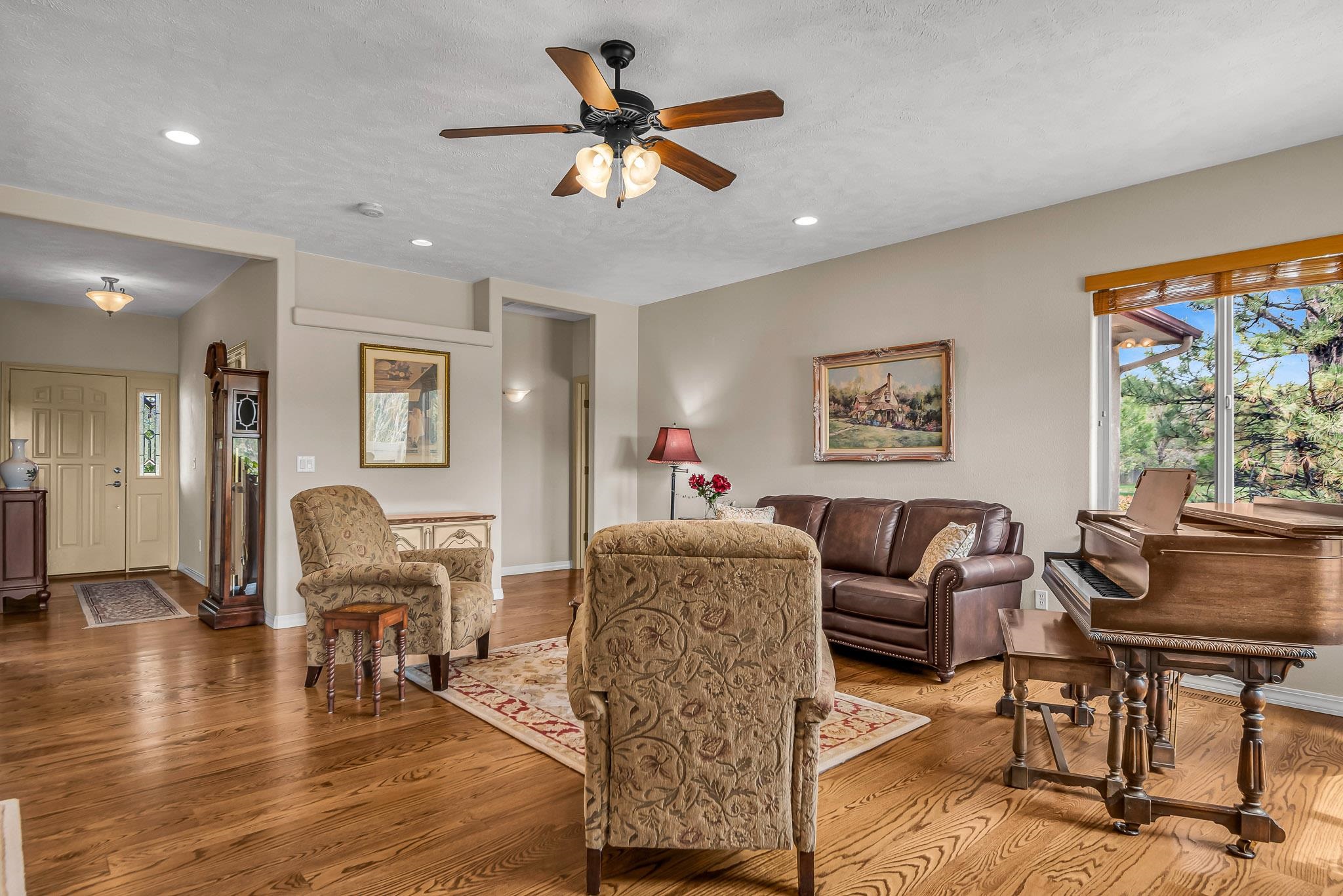 2565 G 1/2 Road Property Photo 10