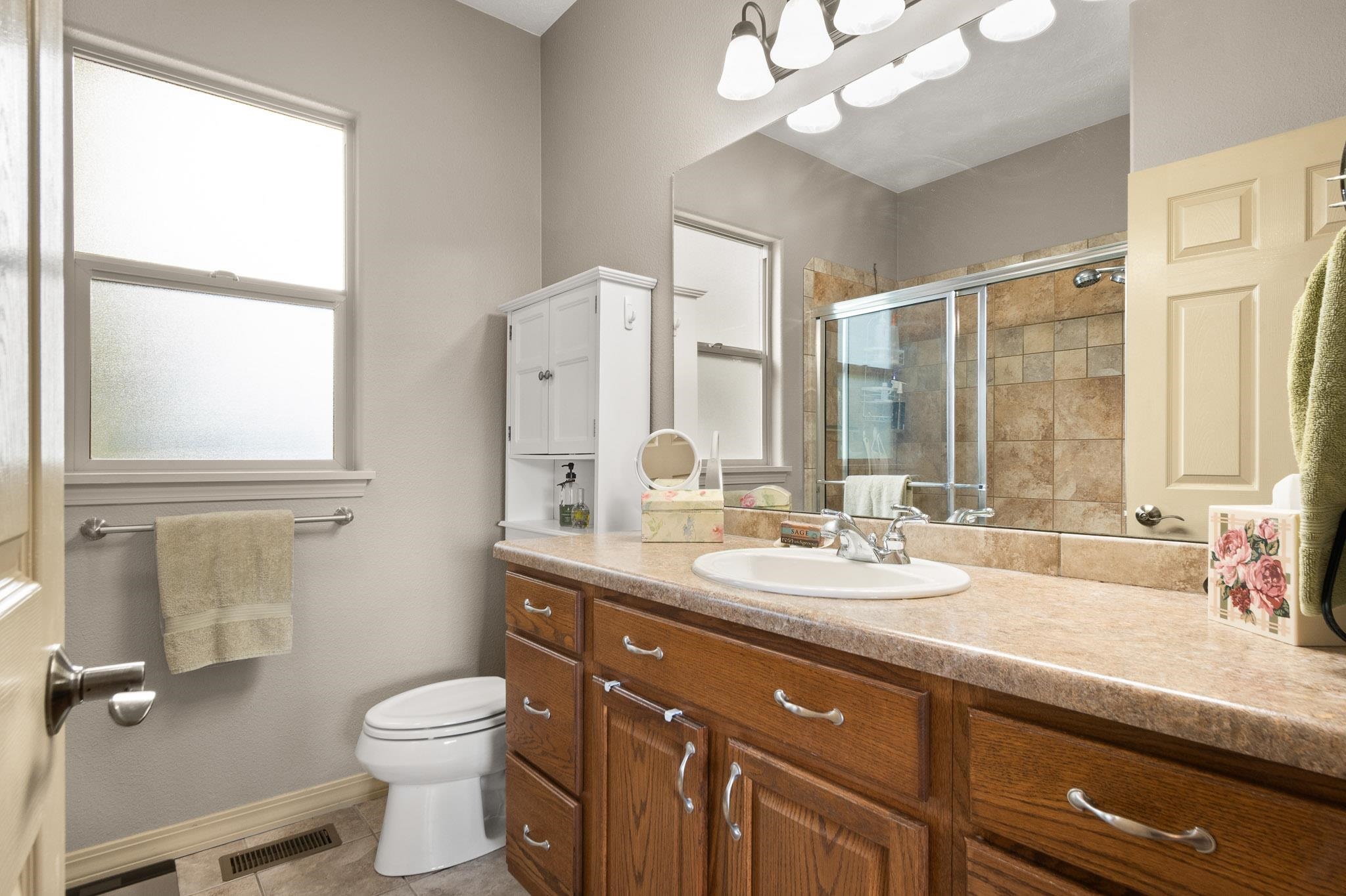 2565 G 1/2 Road Property Photo 16