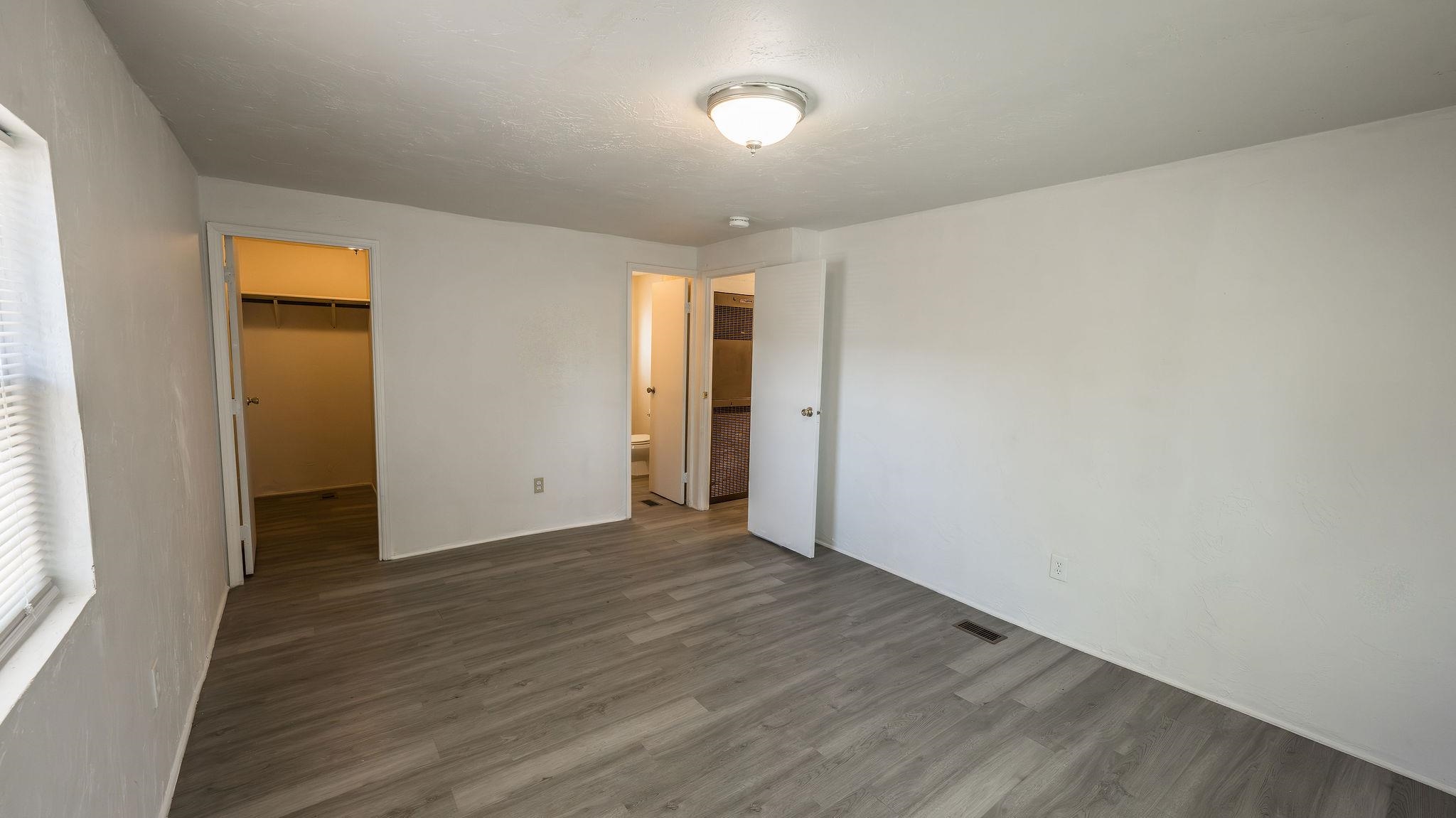 262 Red Cliffs Drive Property Photo 15