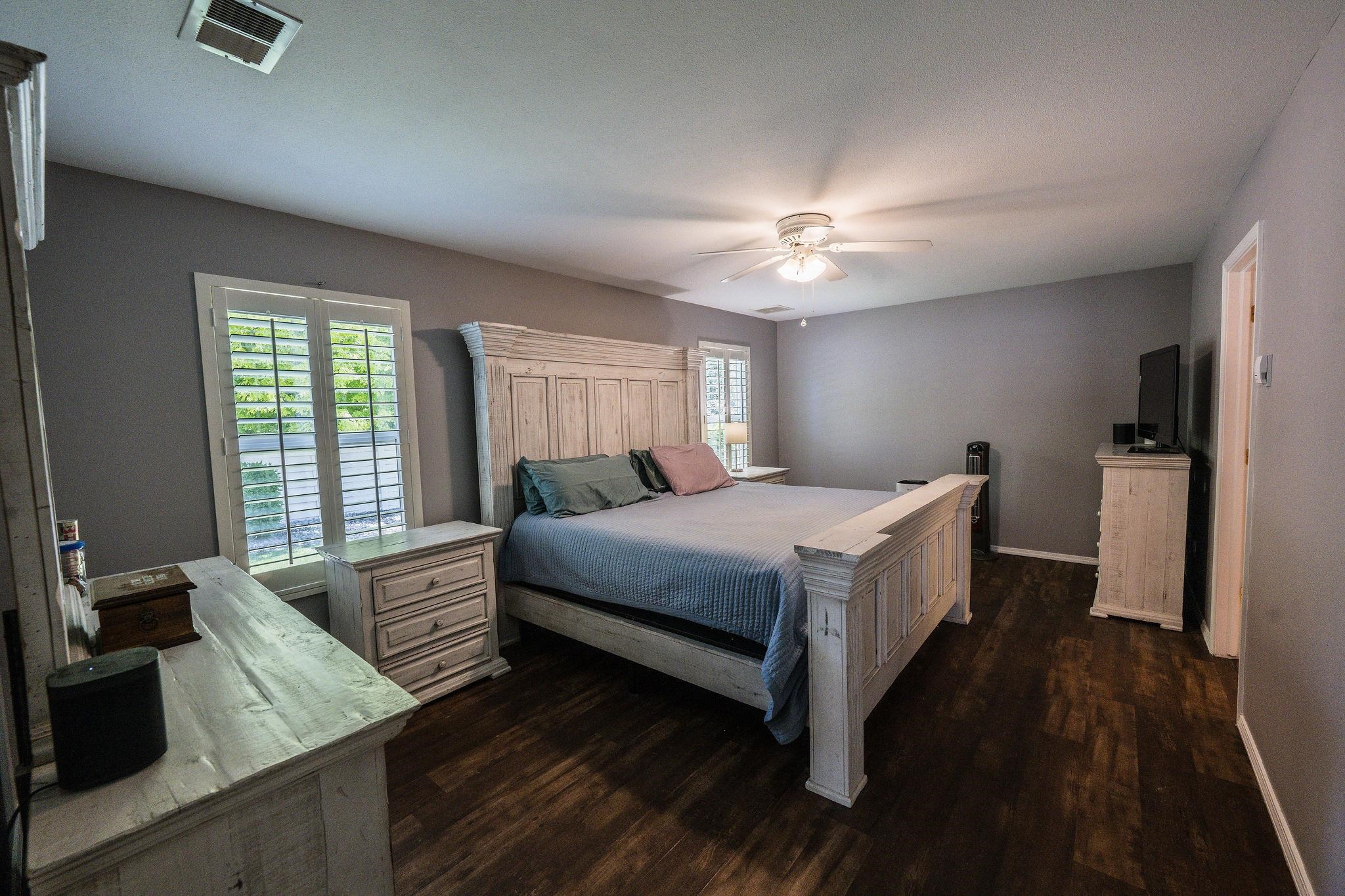 666 N Saddle Rock Drive Property Photo 13