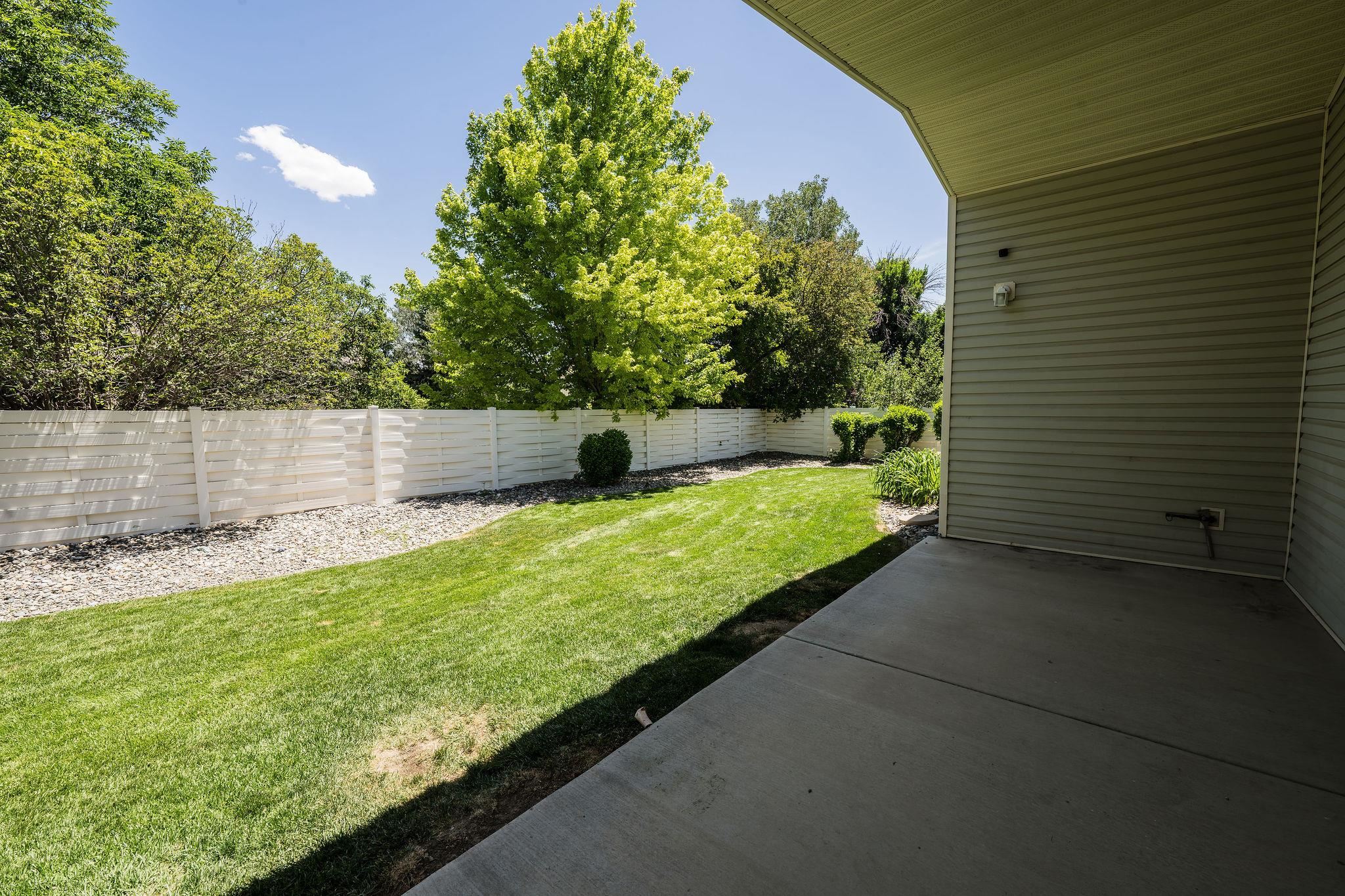 666 N Saddle Rock Drive Property Photo 24