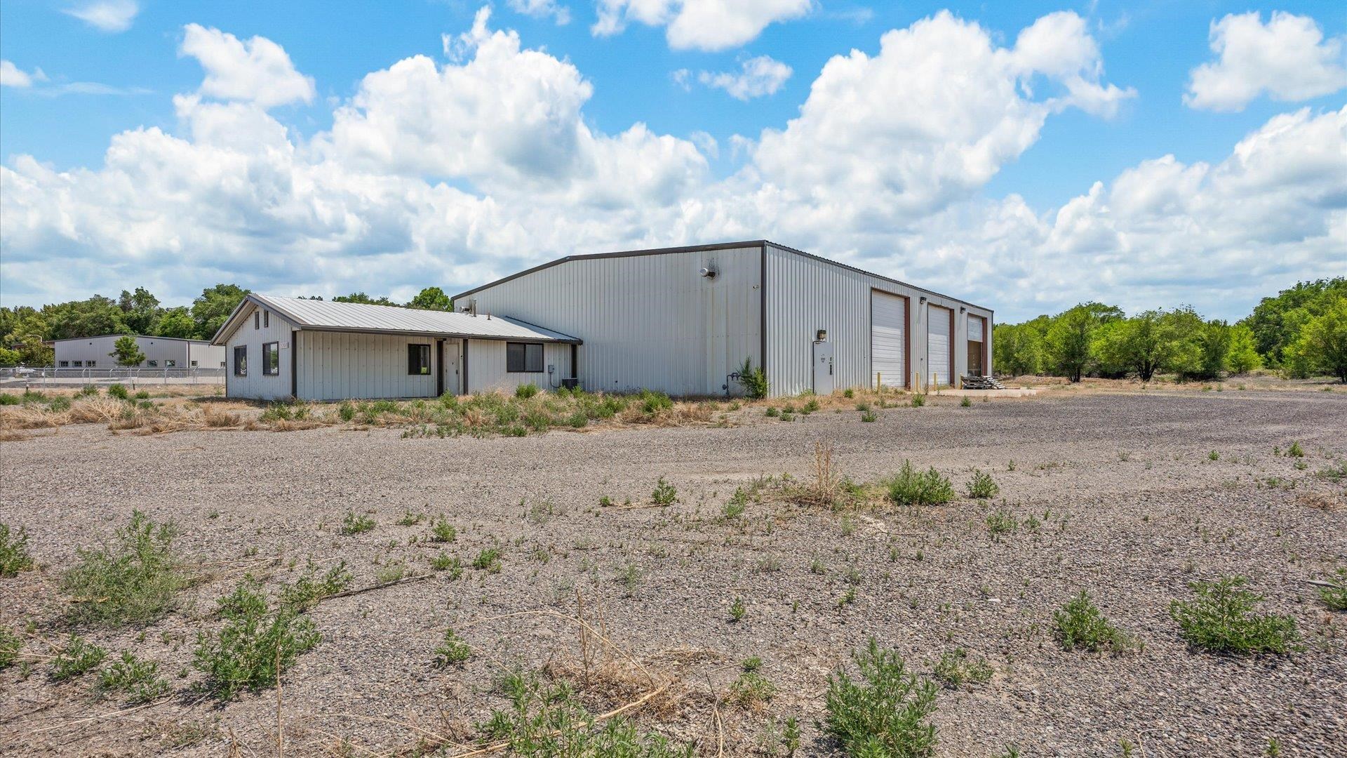 1760 Gunnison Avenue Property Photo 3