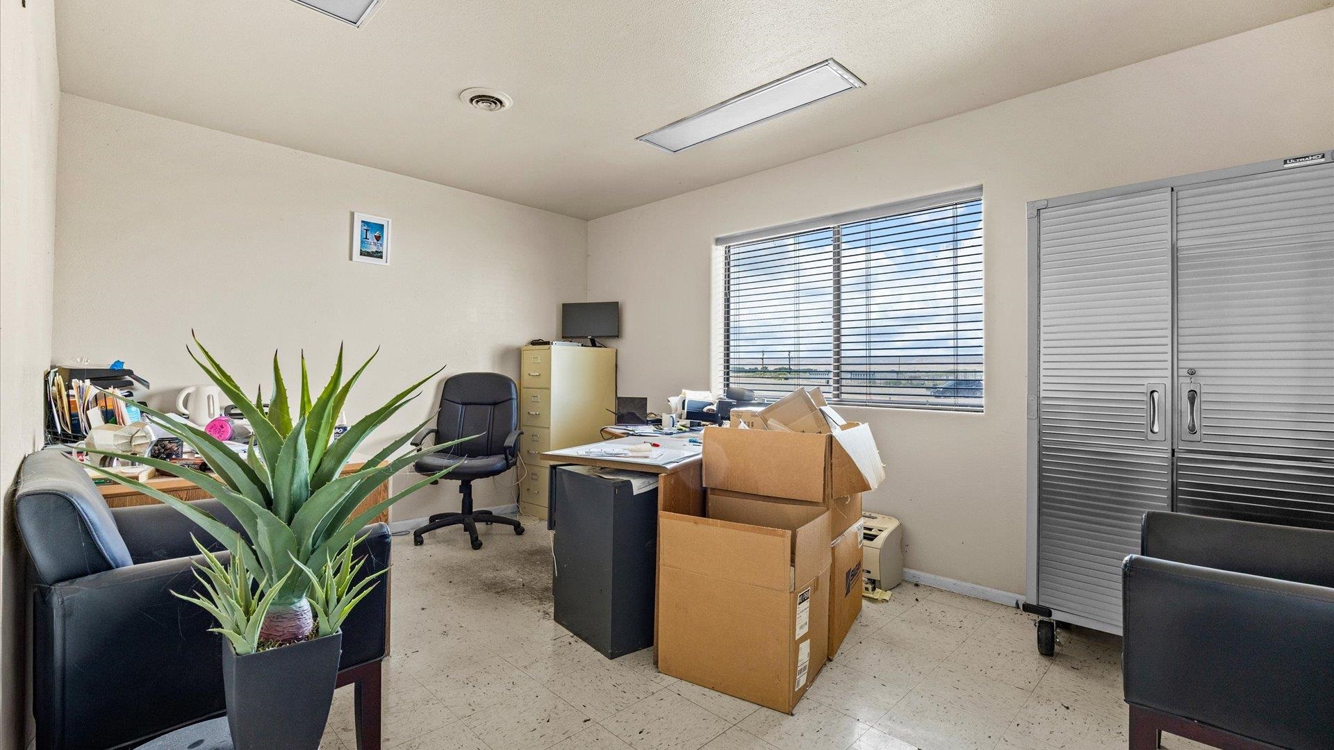 1760 Gunnison Avenue Property Photo 10