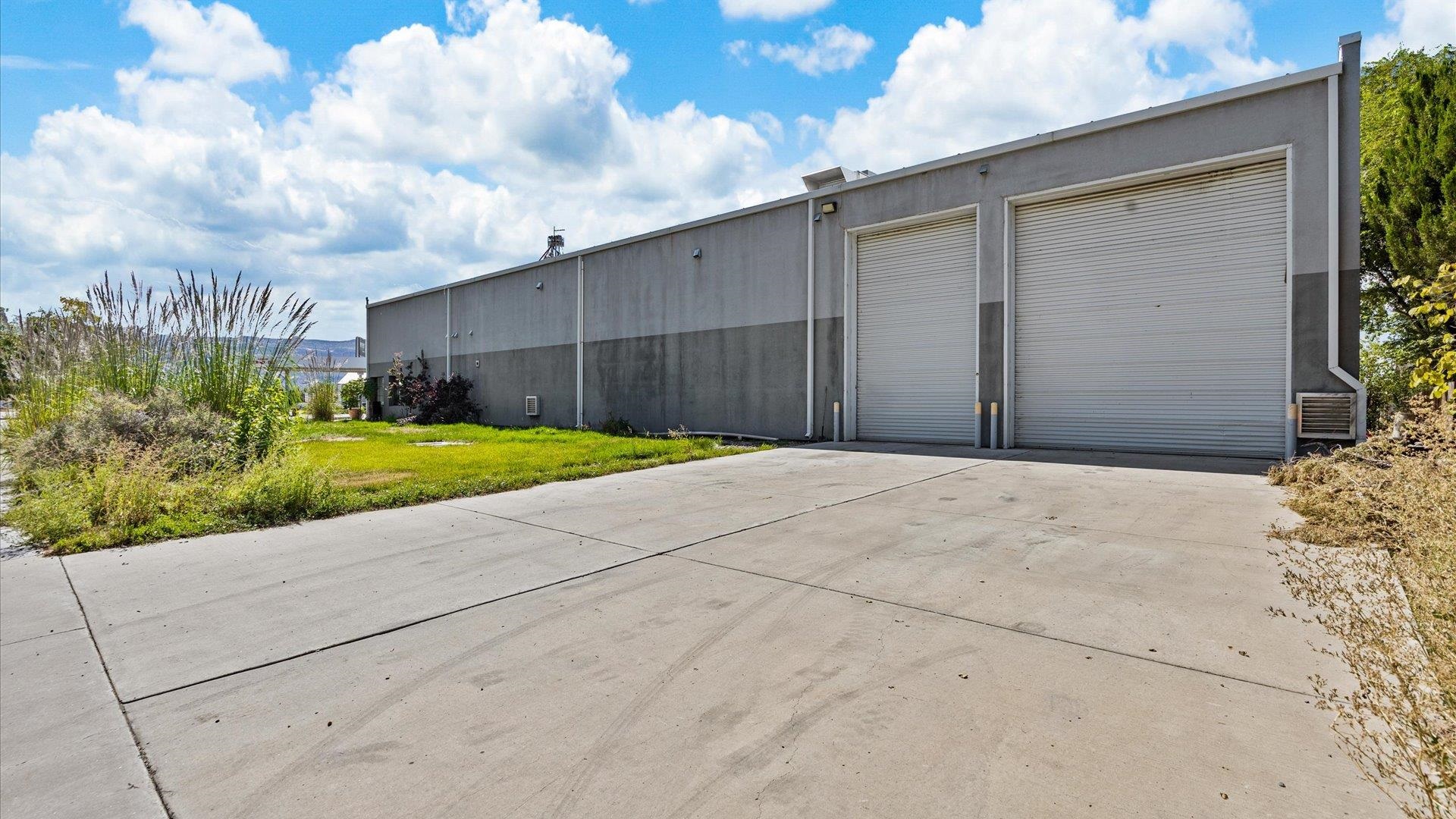 221 Highway 6&50 Property Photo 7