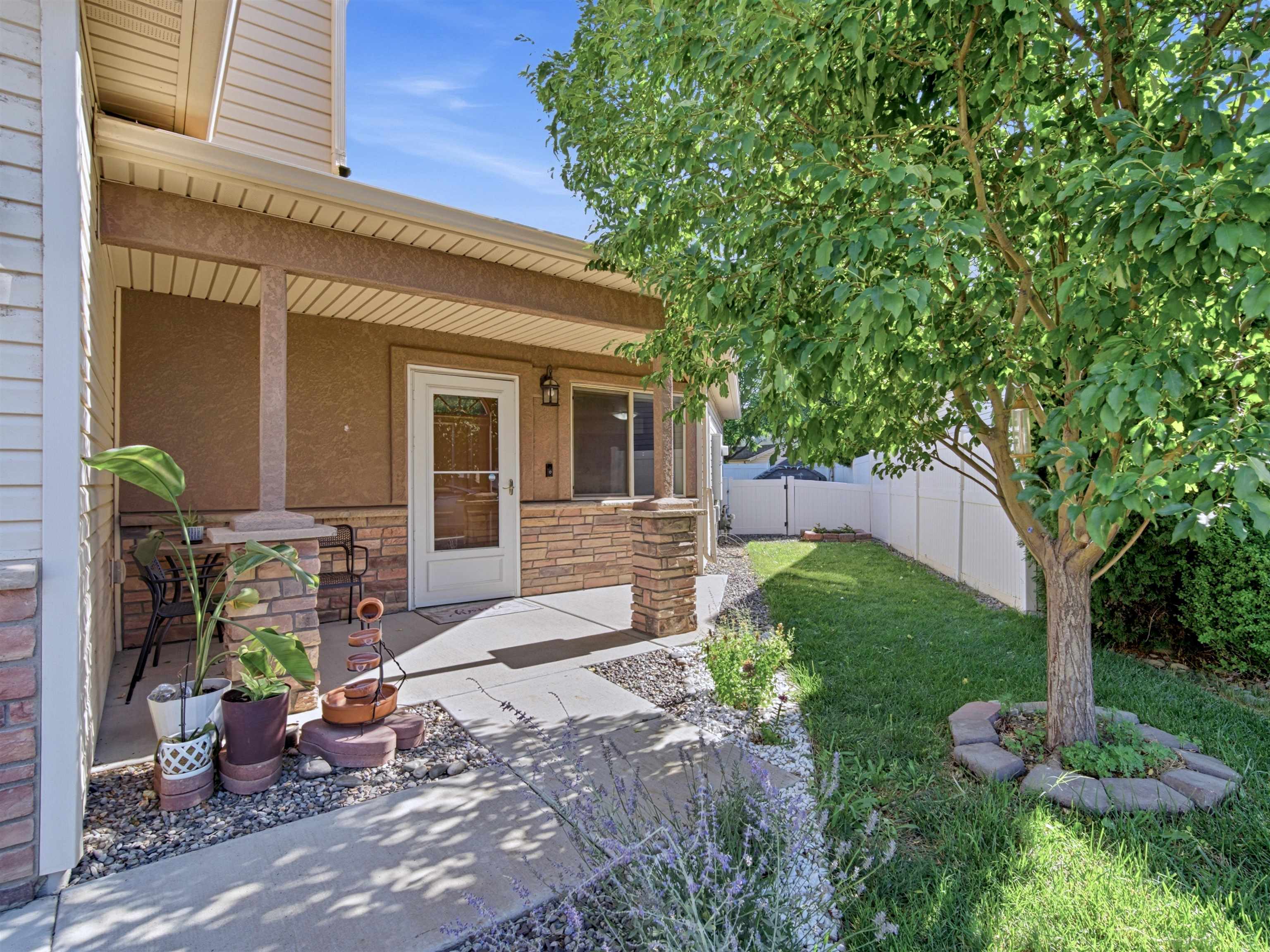 672 Alexia Court Property Photo 1