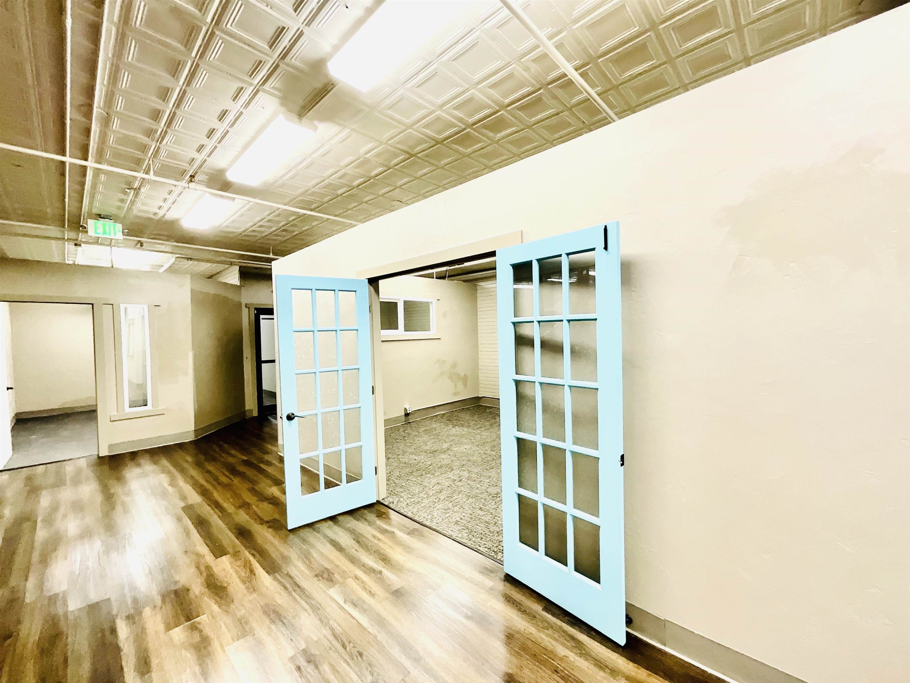 546 Main Street Property Photo 16