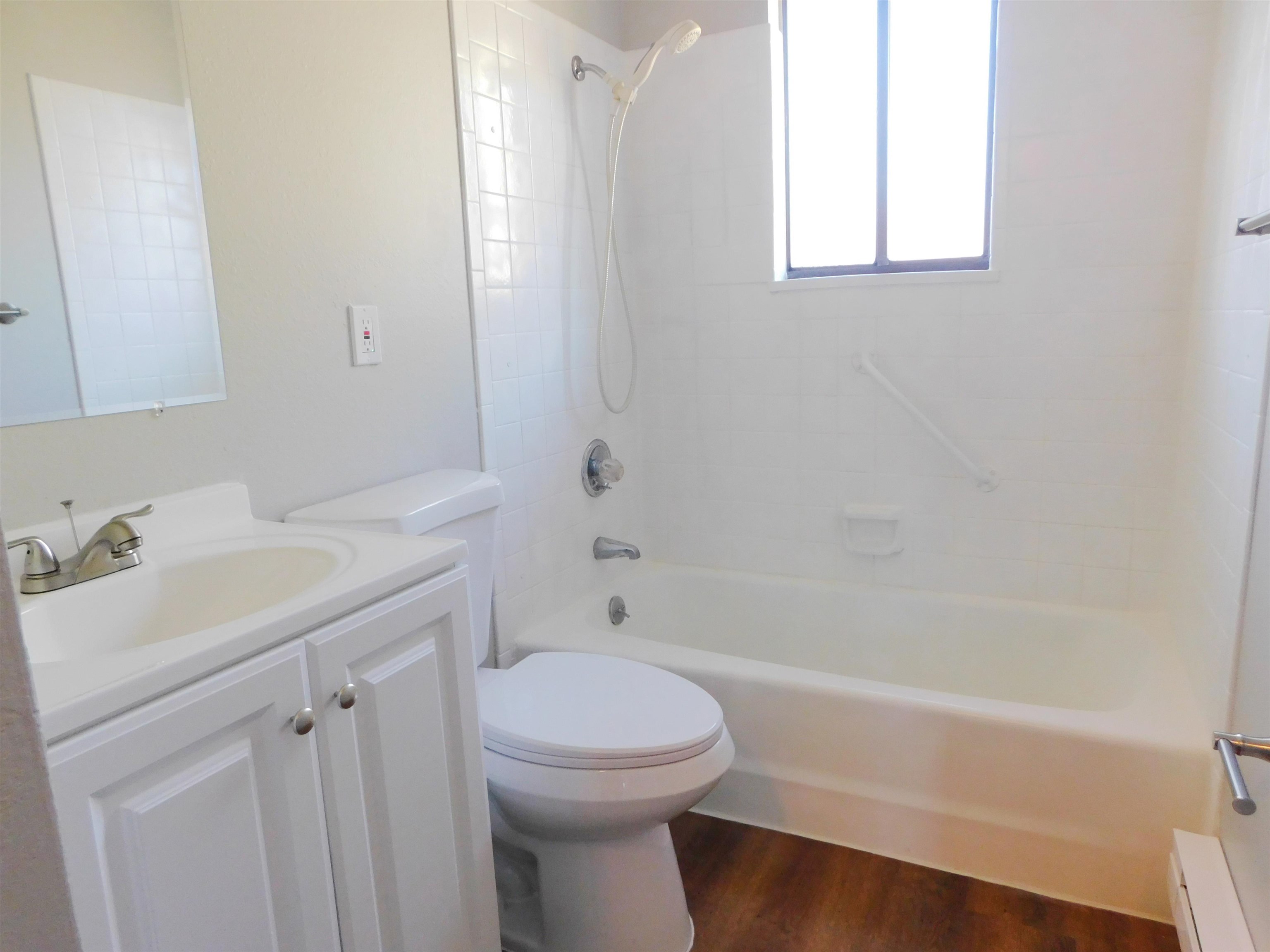 575 Ne 4th Street Property Photo 9