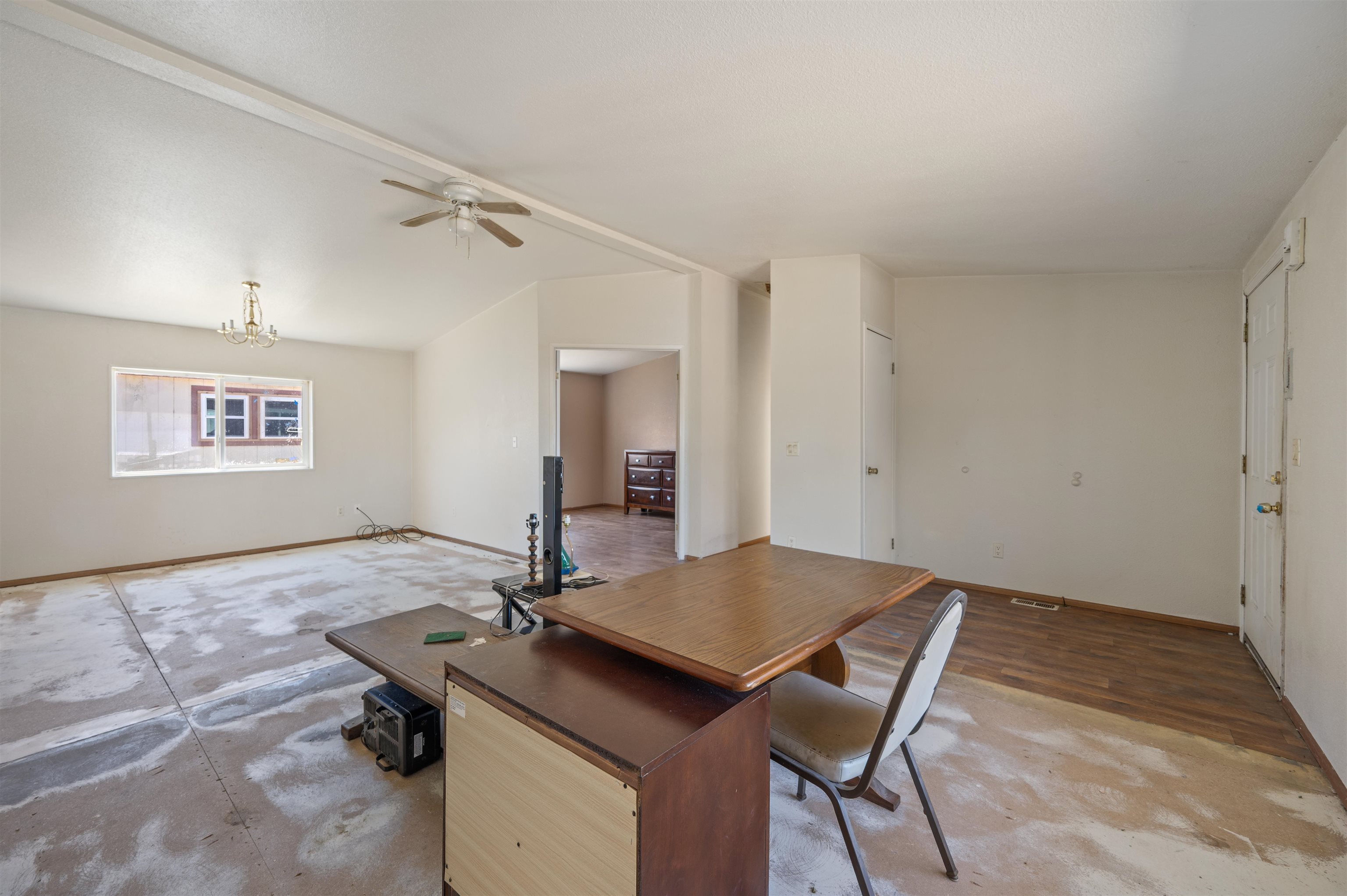 1512 Clarkton Street Property Photo 6