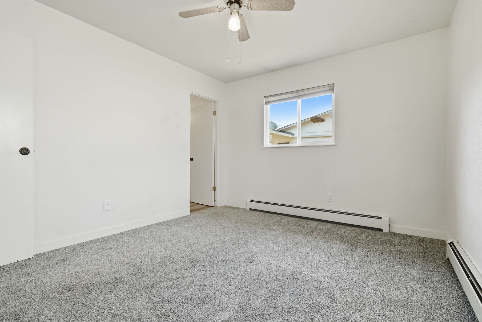2045 Gunnison Avenue Property Photo 20