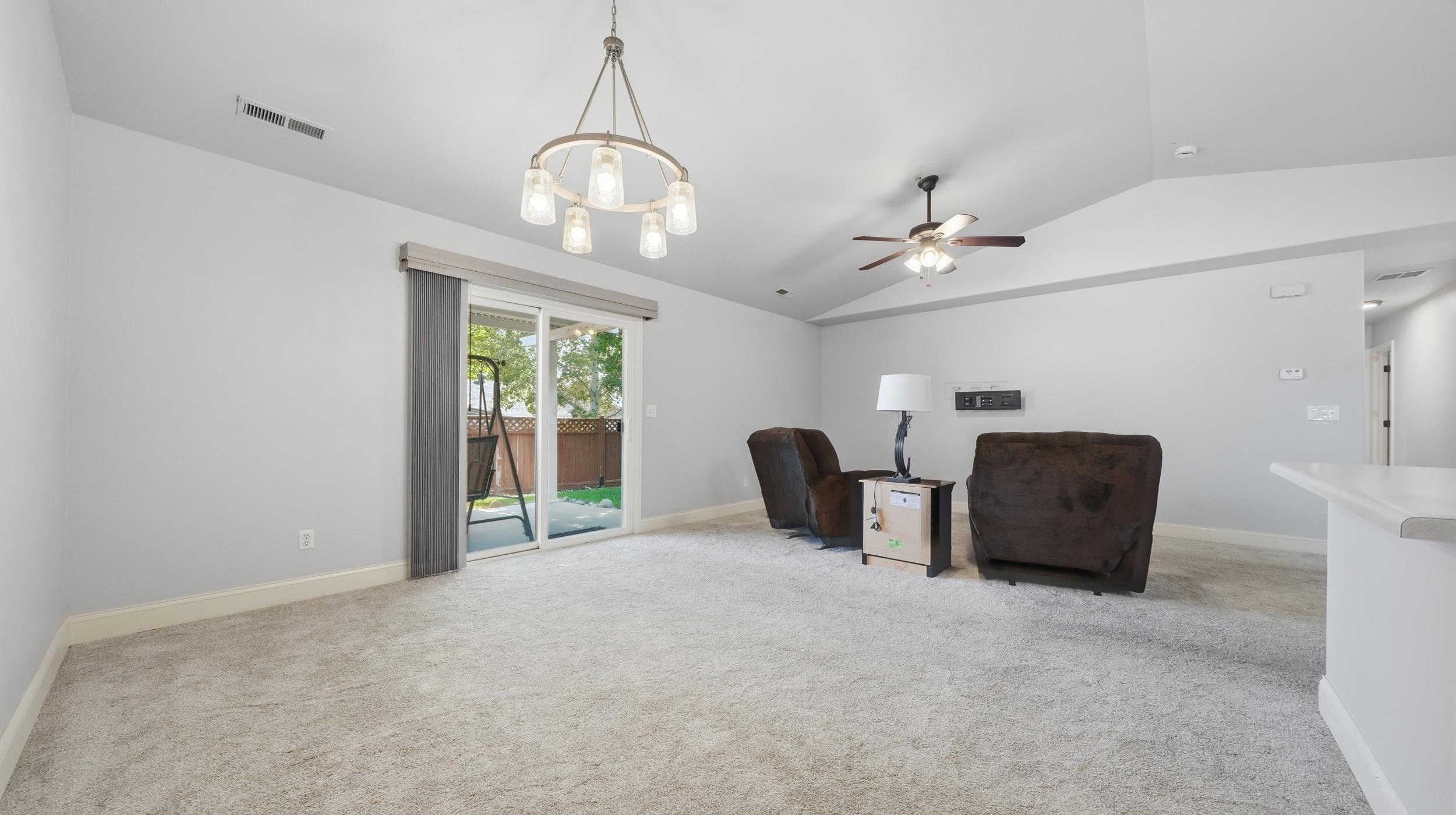 2989 1/2 Summerbrook Drive Property Photo 11
