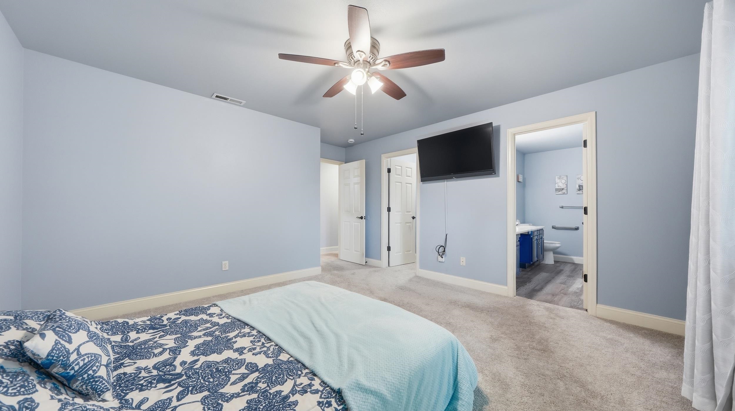 2989 1/2 Summerbrook Drive Property Photo 18