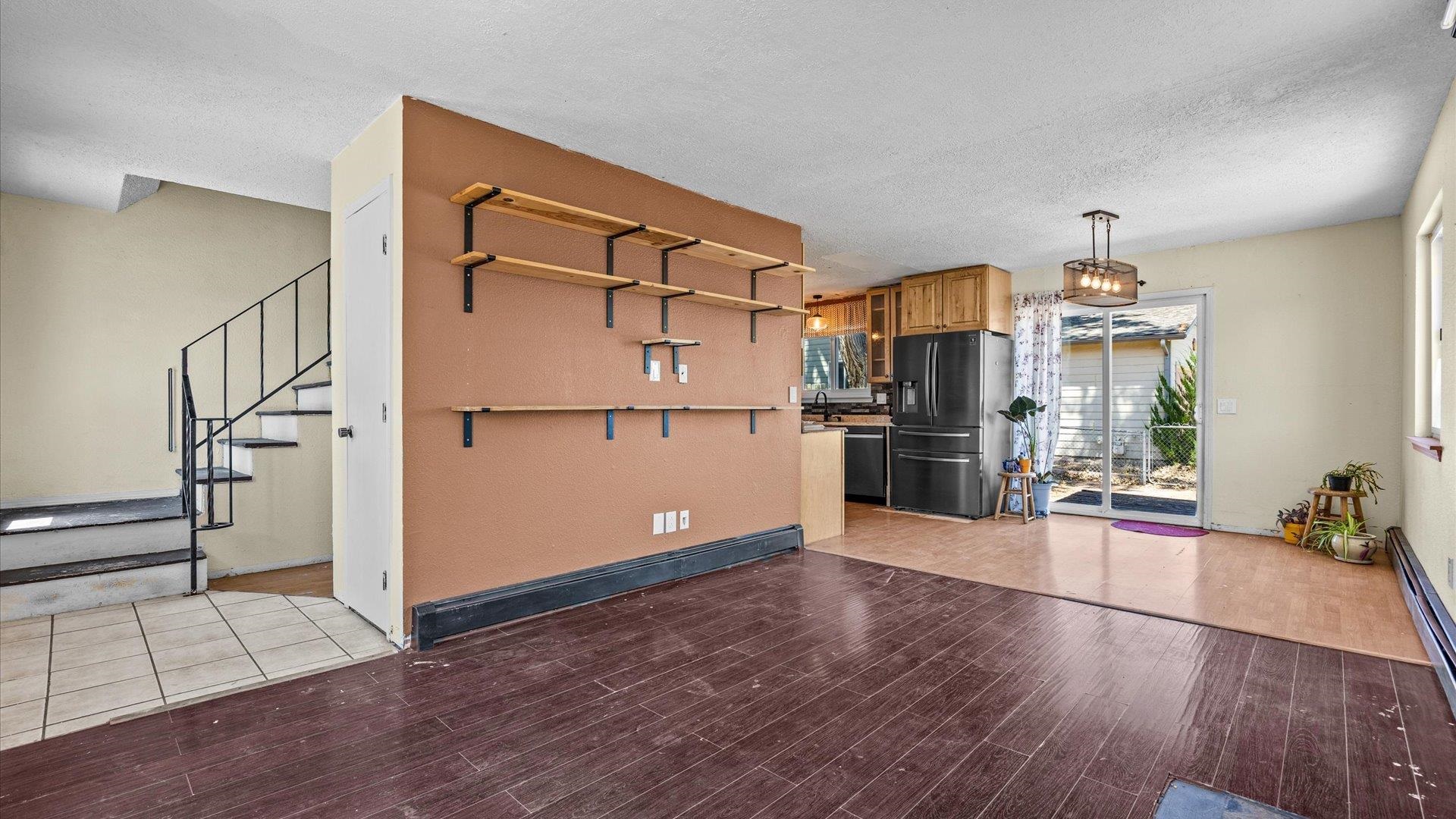 427 Pleasant Hollow Court Property Photo 6
