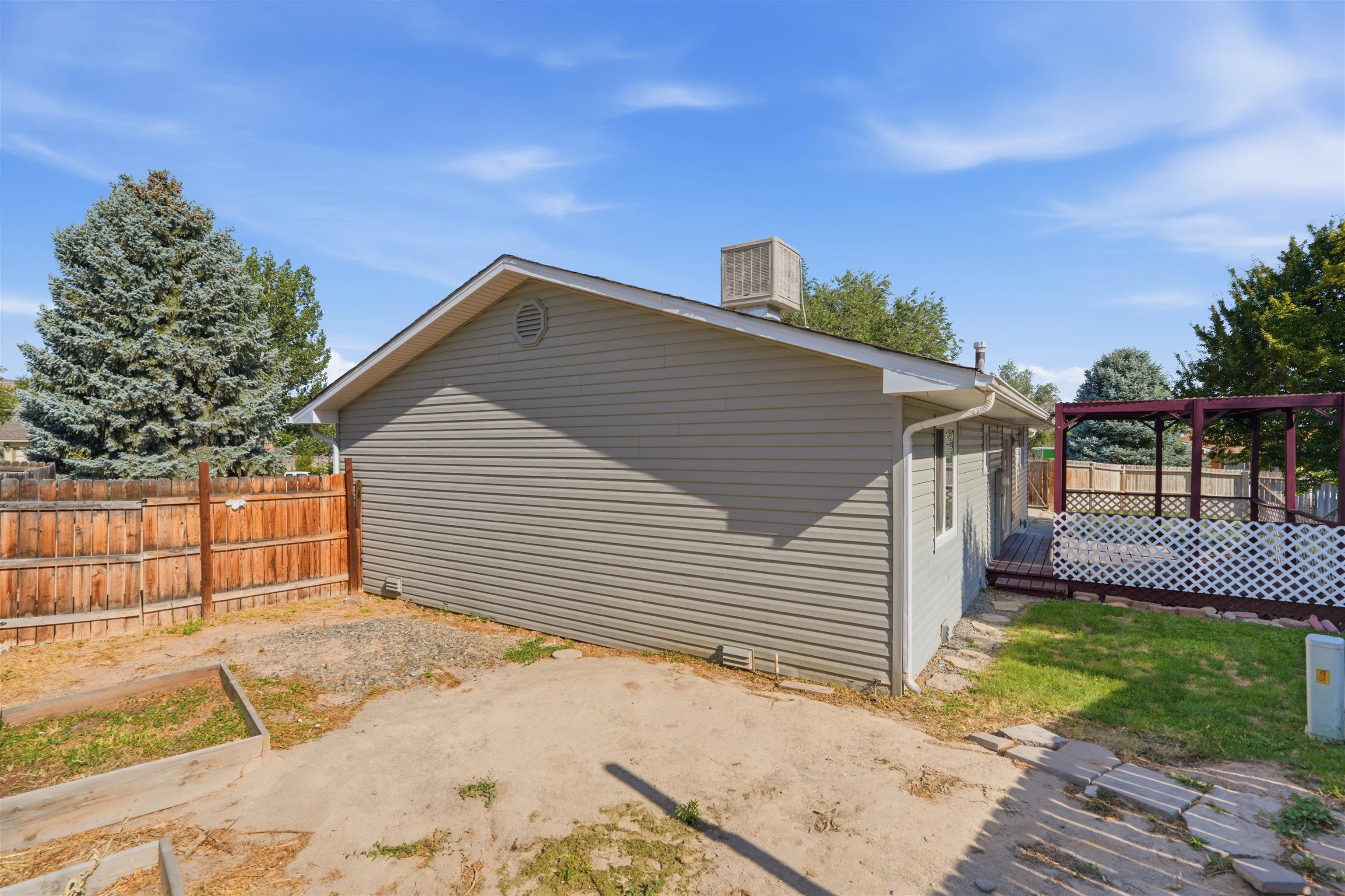 2289 N Arriba Circle Property Photo 7