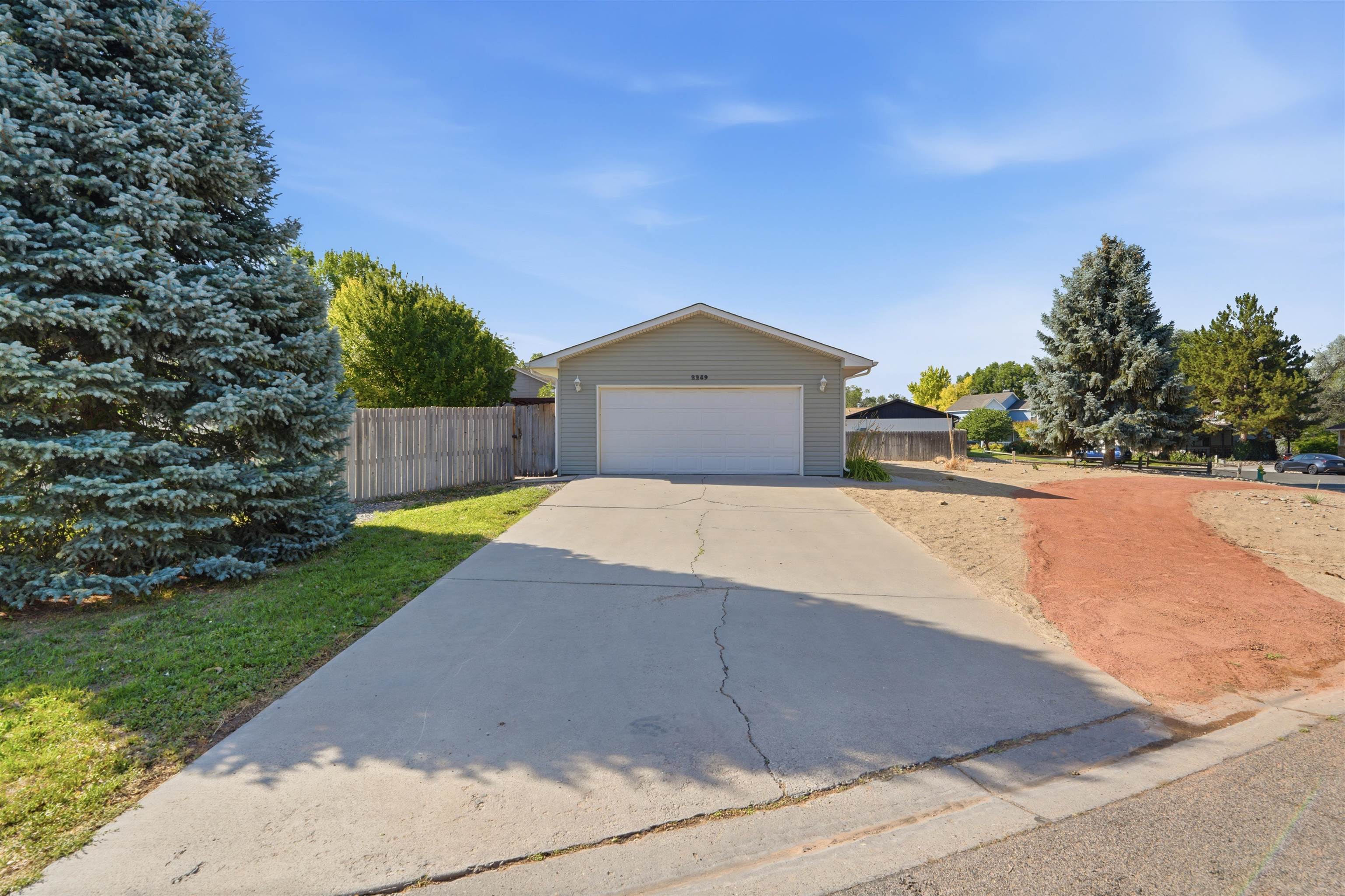2289 N Arriba Circle Property Photo 8
