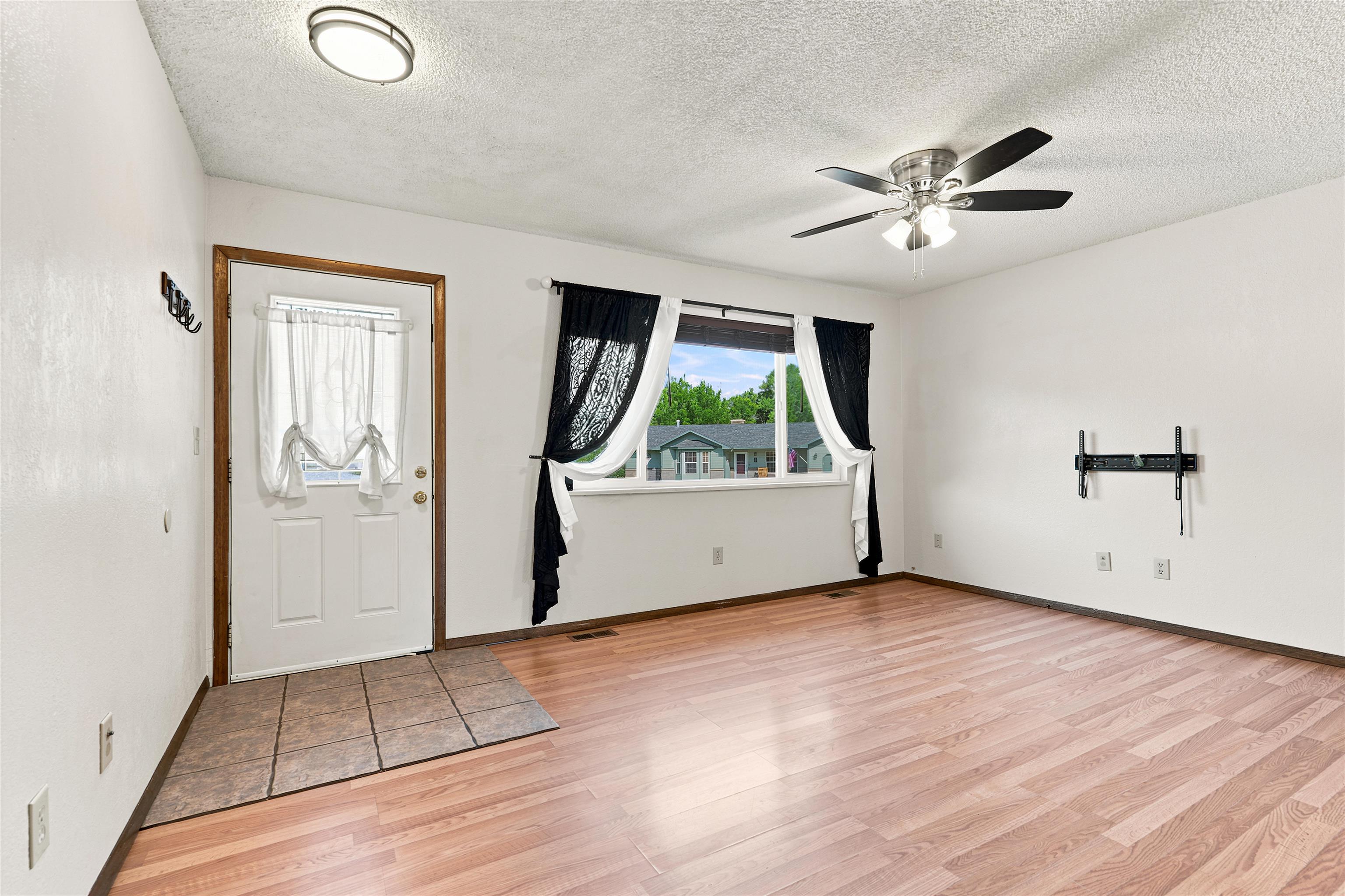 2289 N Arriba Circle Property Photo 11