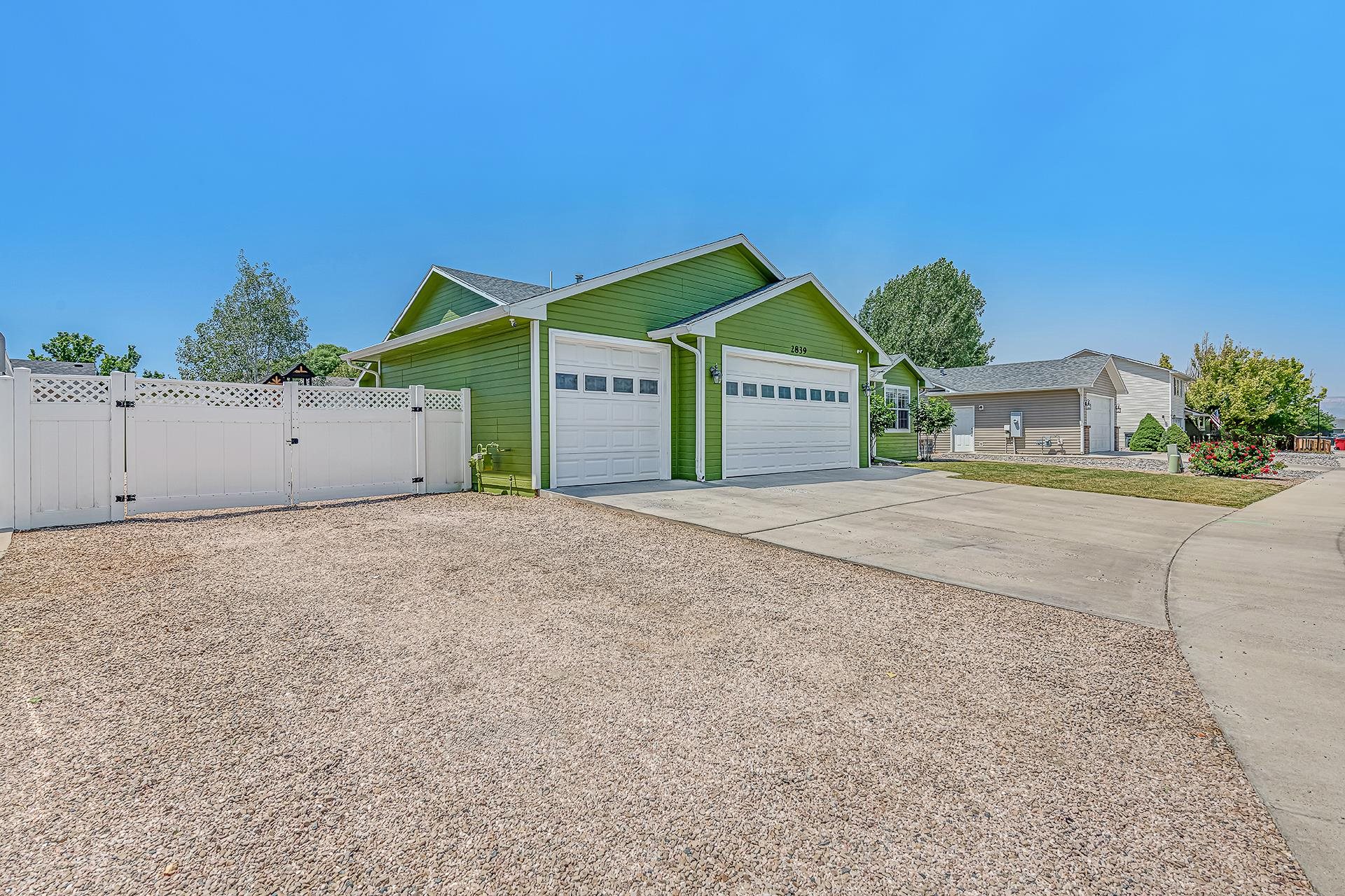 2839 Maverick Drive Property Photo 3