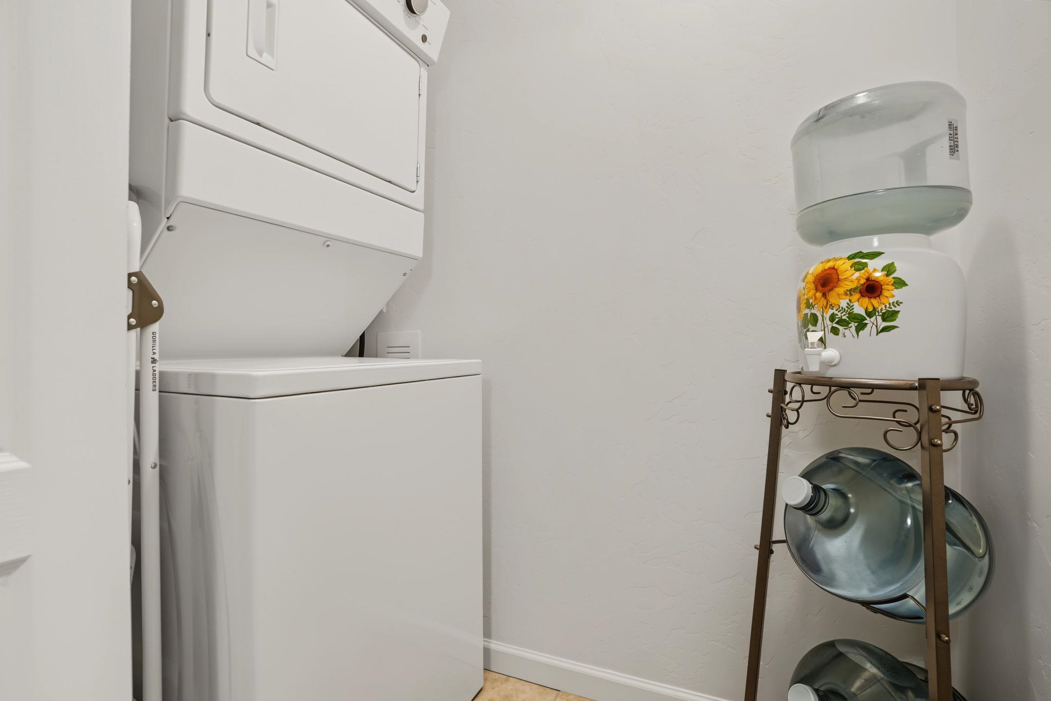 644 Emma Lane Property Photo 12