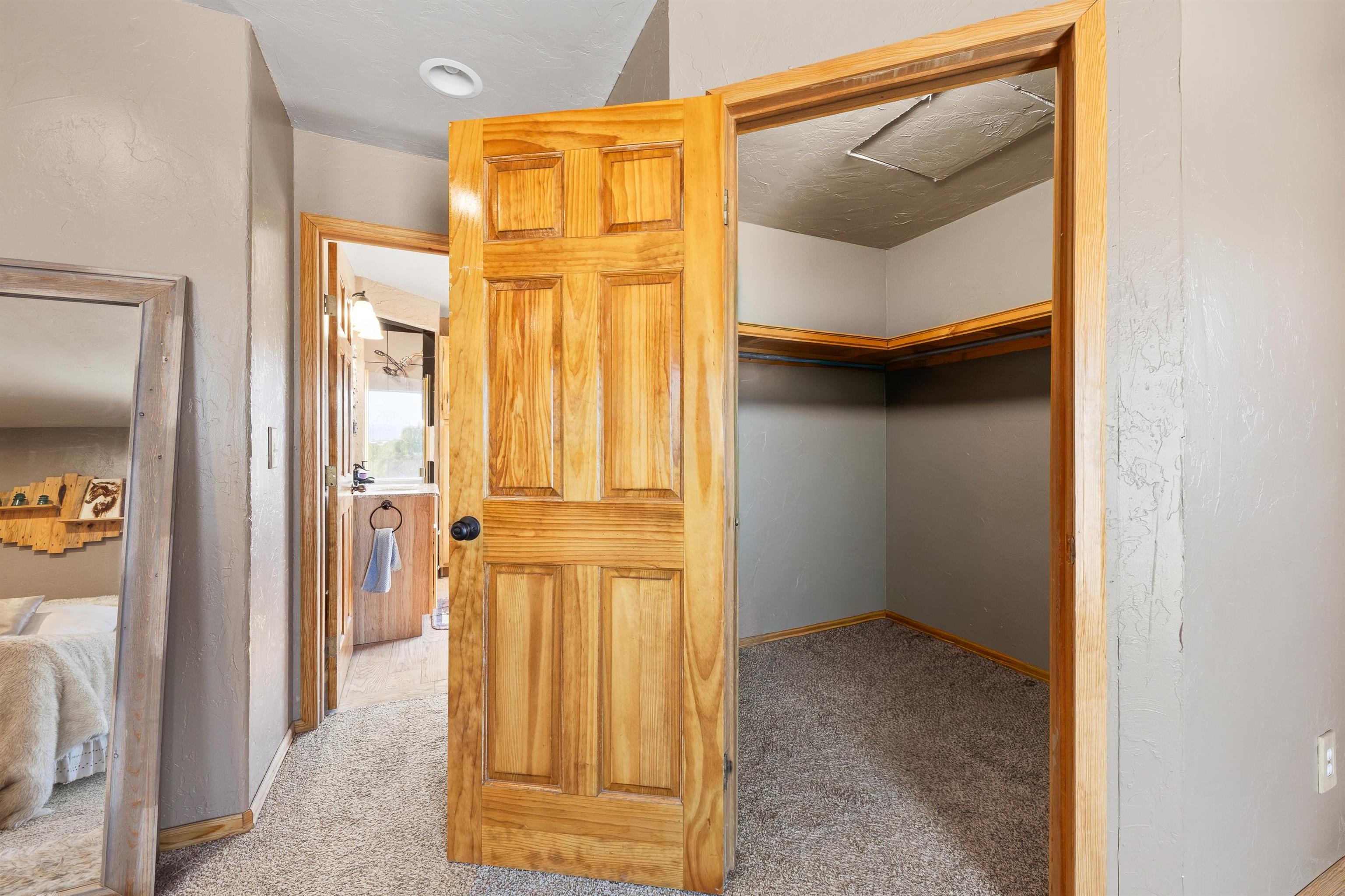 400 Quick Silver Way Property Photo 22