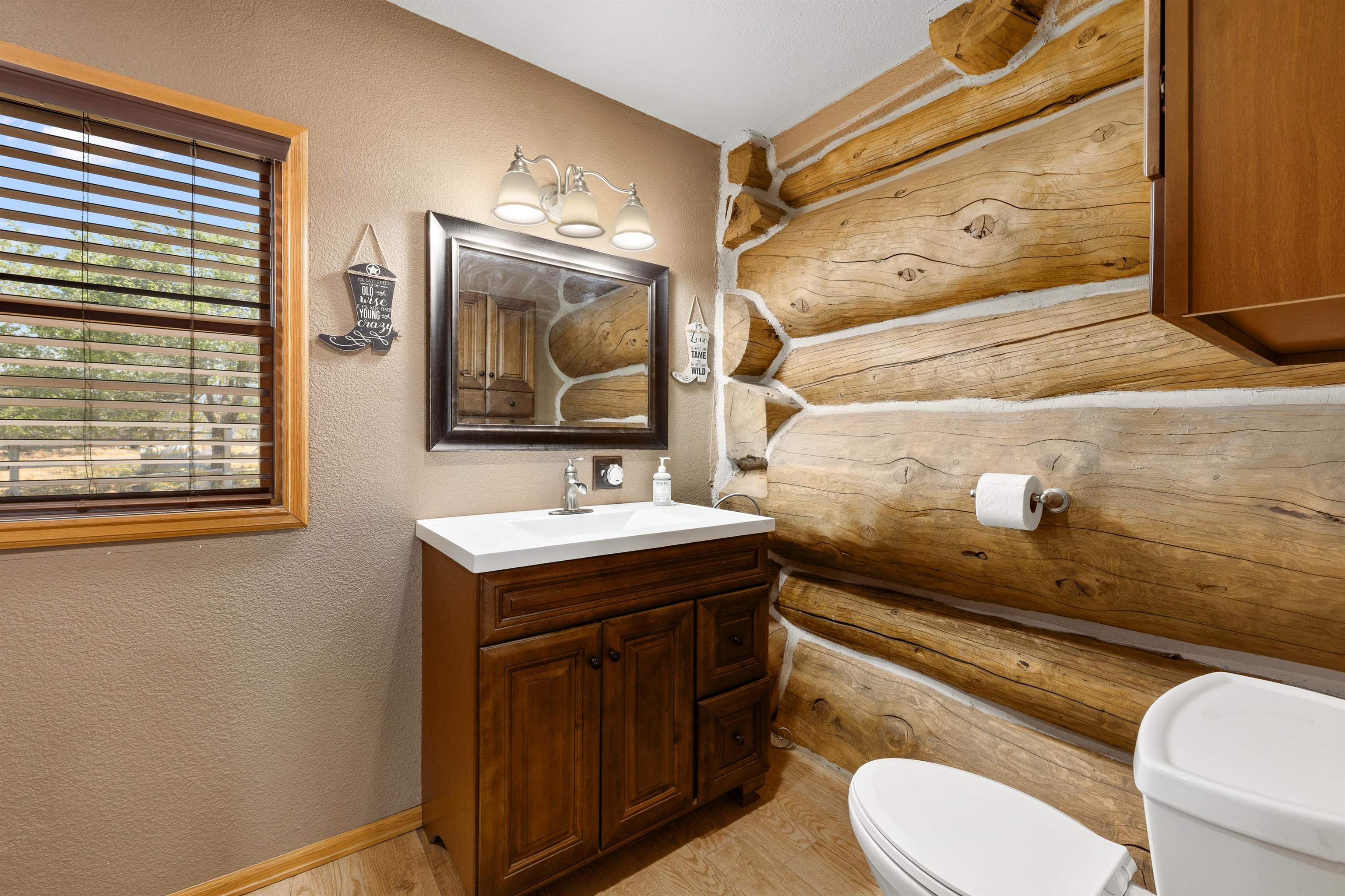 400 Quick Silver Way Property Photo 28