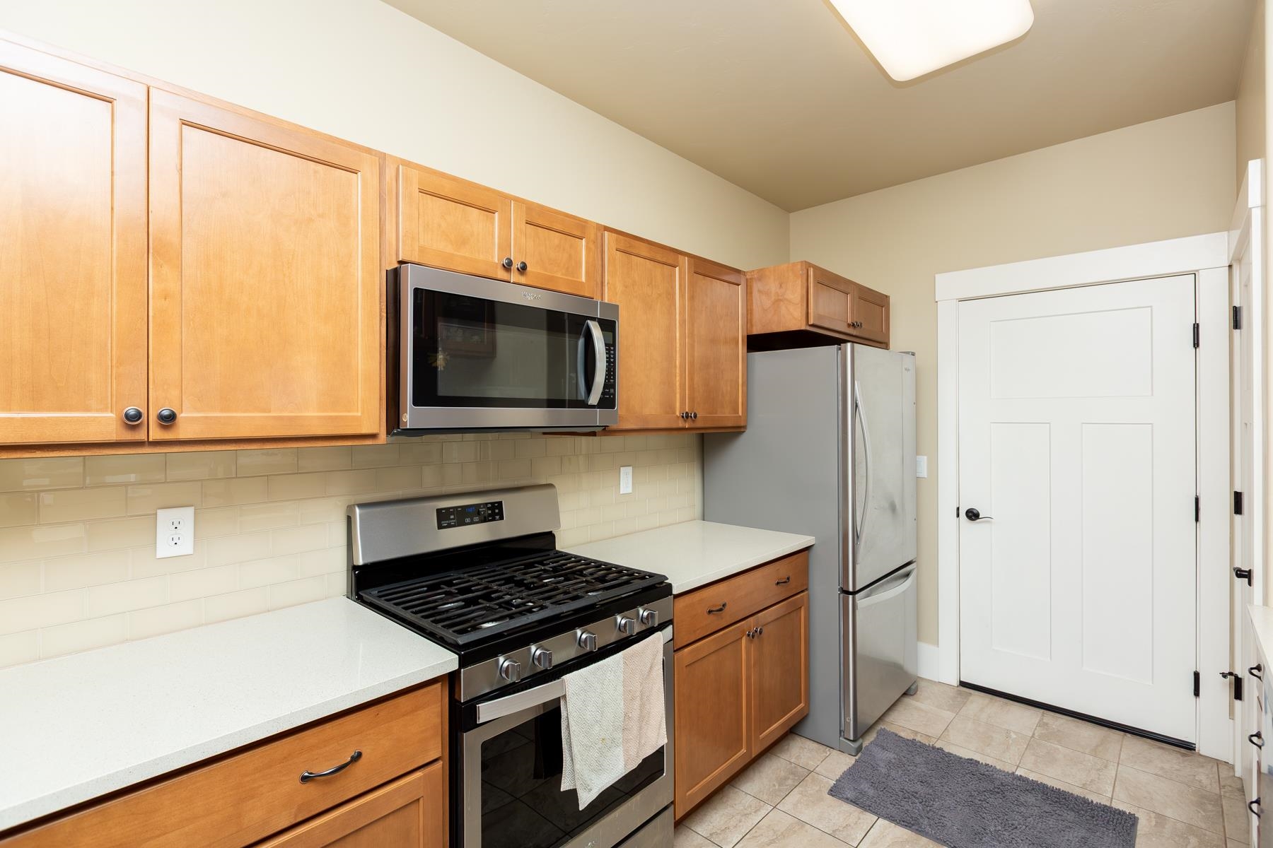 1185 Primrose Lane Property Photo 12